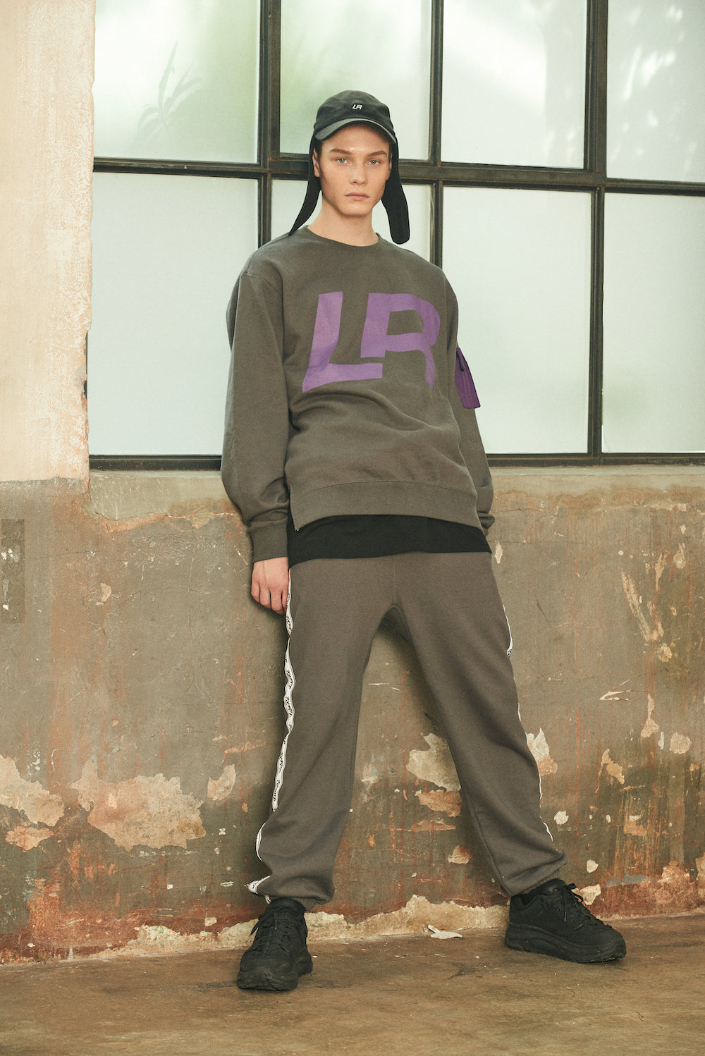 TAPE SWEAT PANTS/CHARCOAL