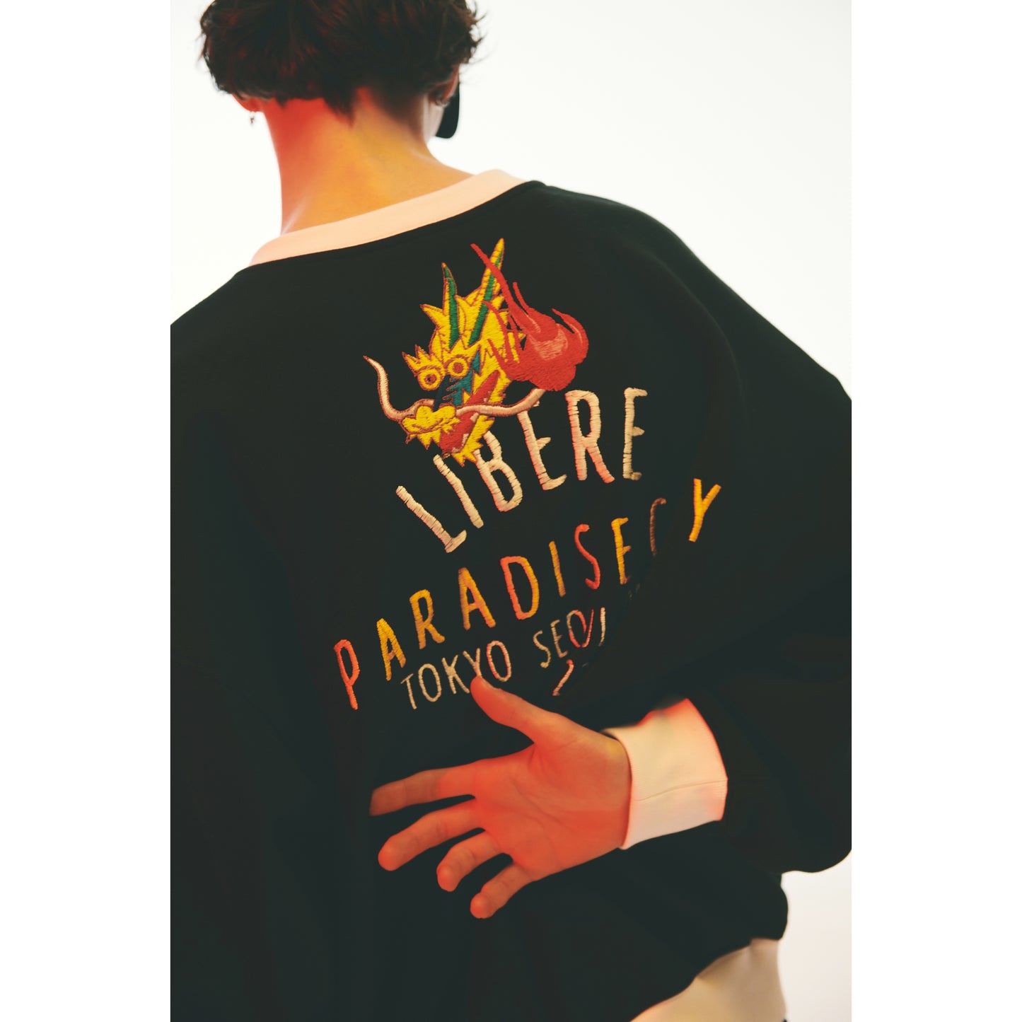 SOUVENIR SWEAT / BLACK