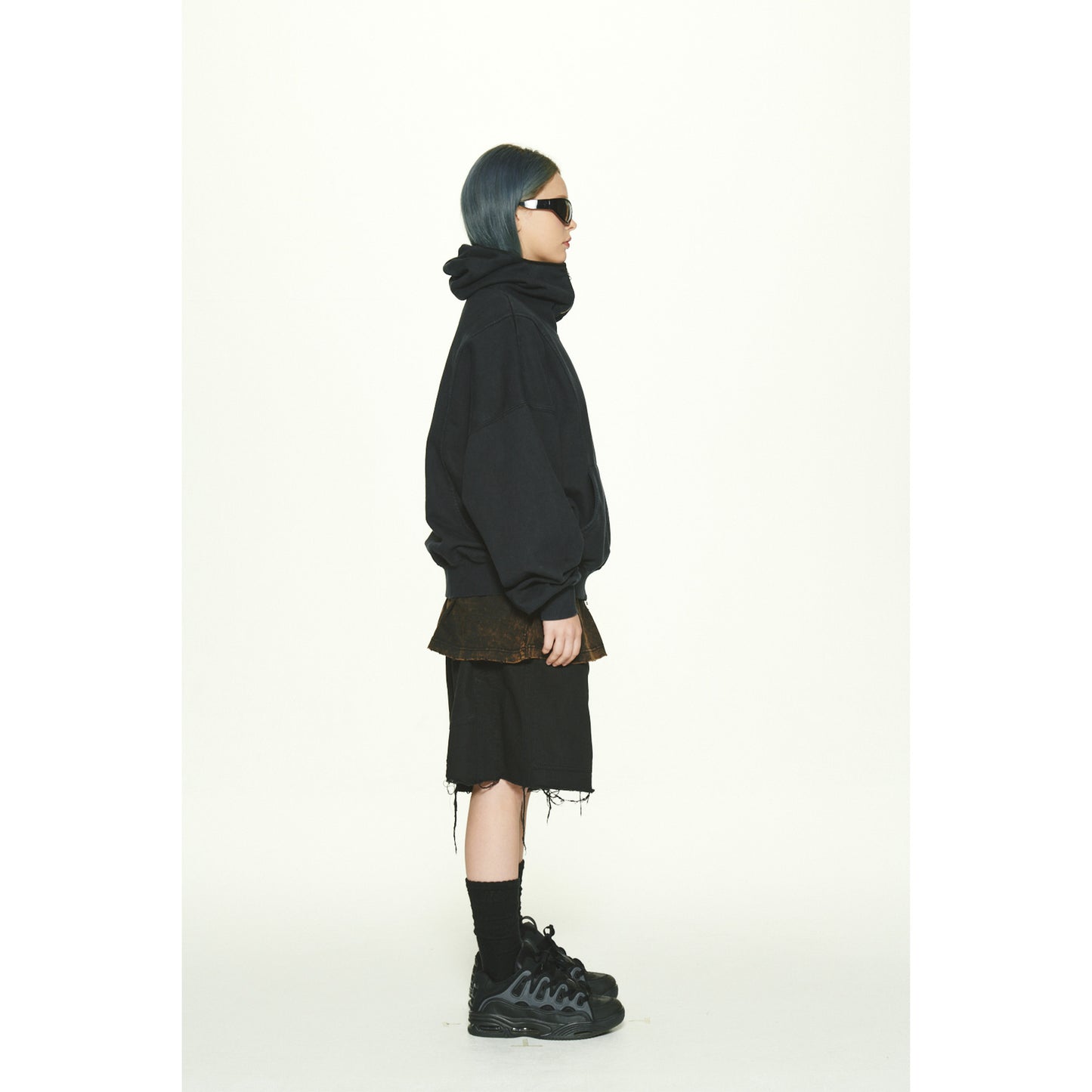 GRZ ZIP-UP HOODIE / BLACK