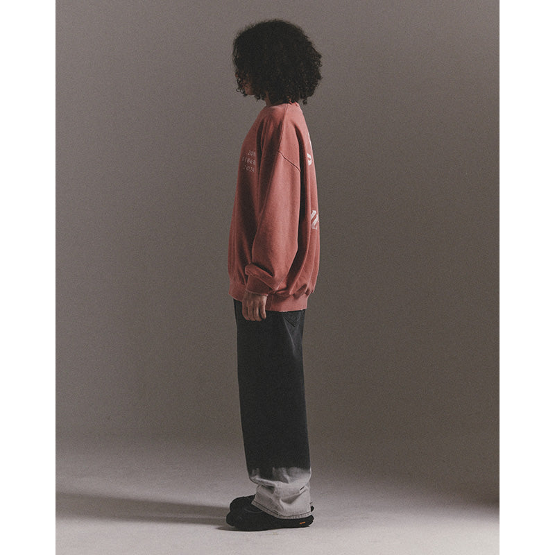 GOTHIC LOGO CREWNECK SWEAT / BURGUNDY