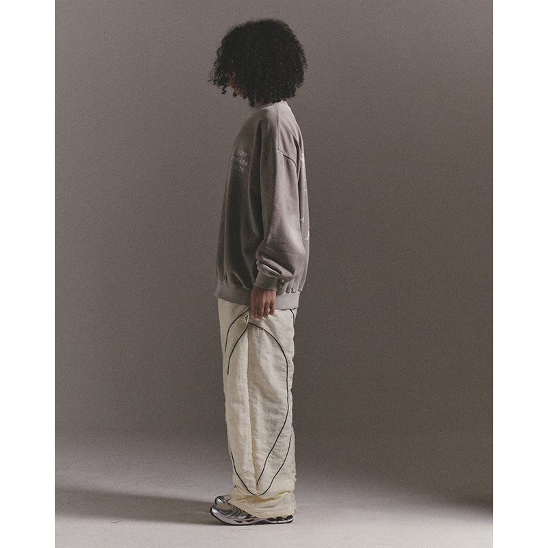GOTHIC LOGO CREWNECK SWEAT / BROWN