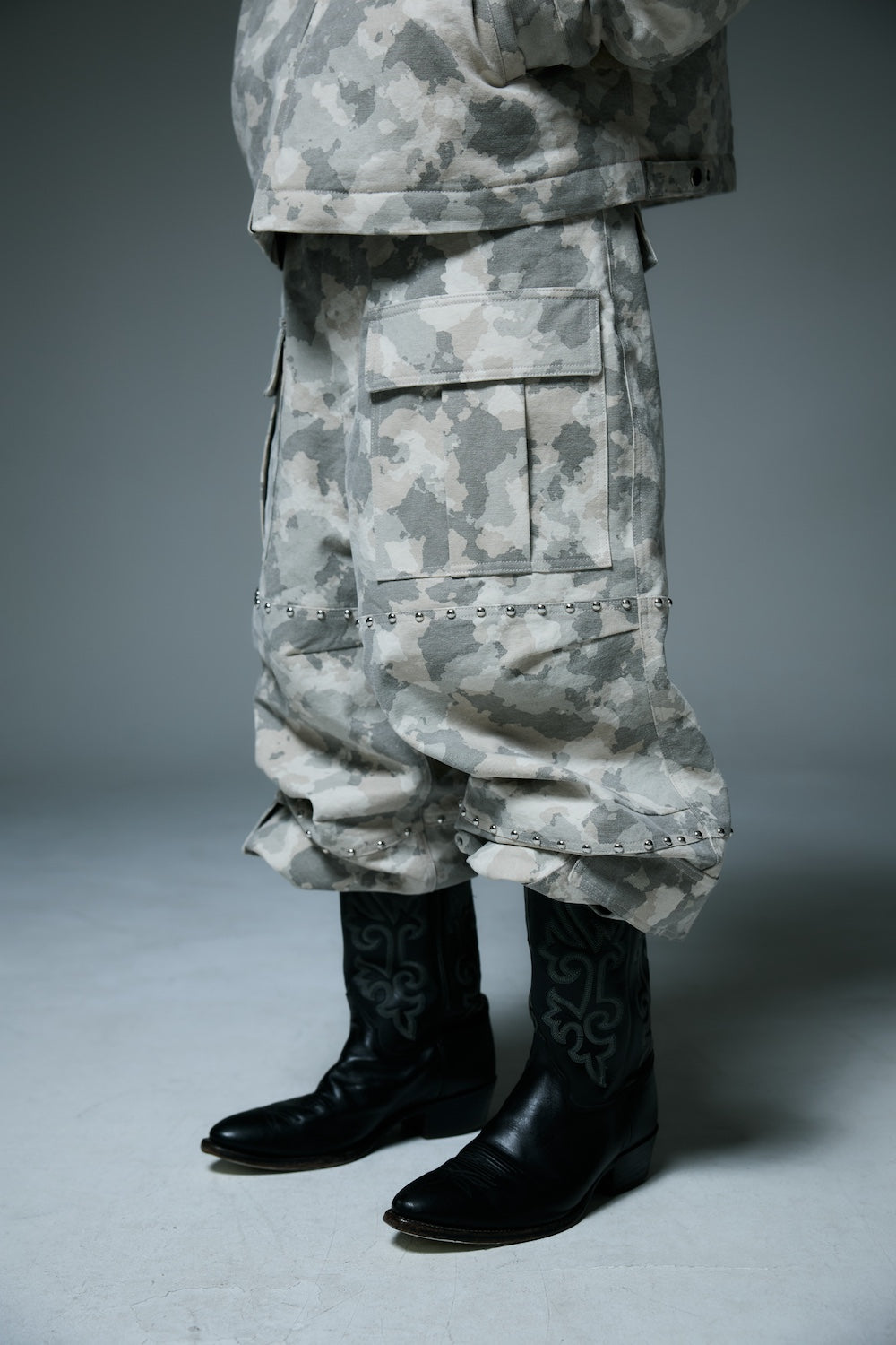 WIDE CARGO PANTS / (W)MILITARY CAMO