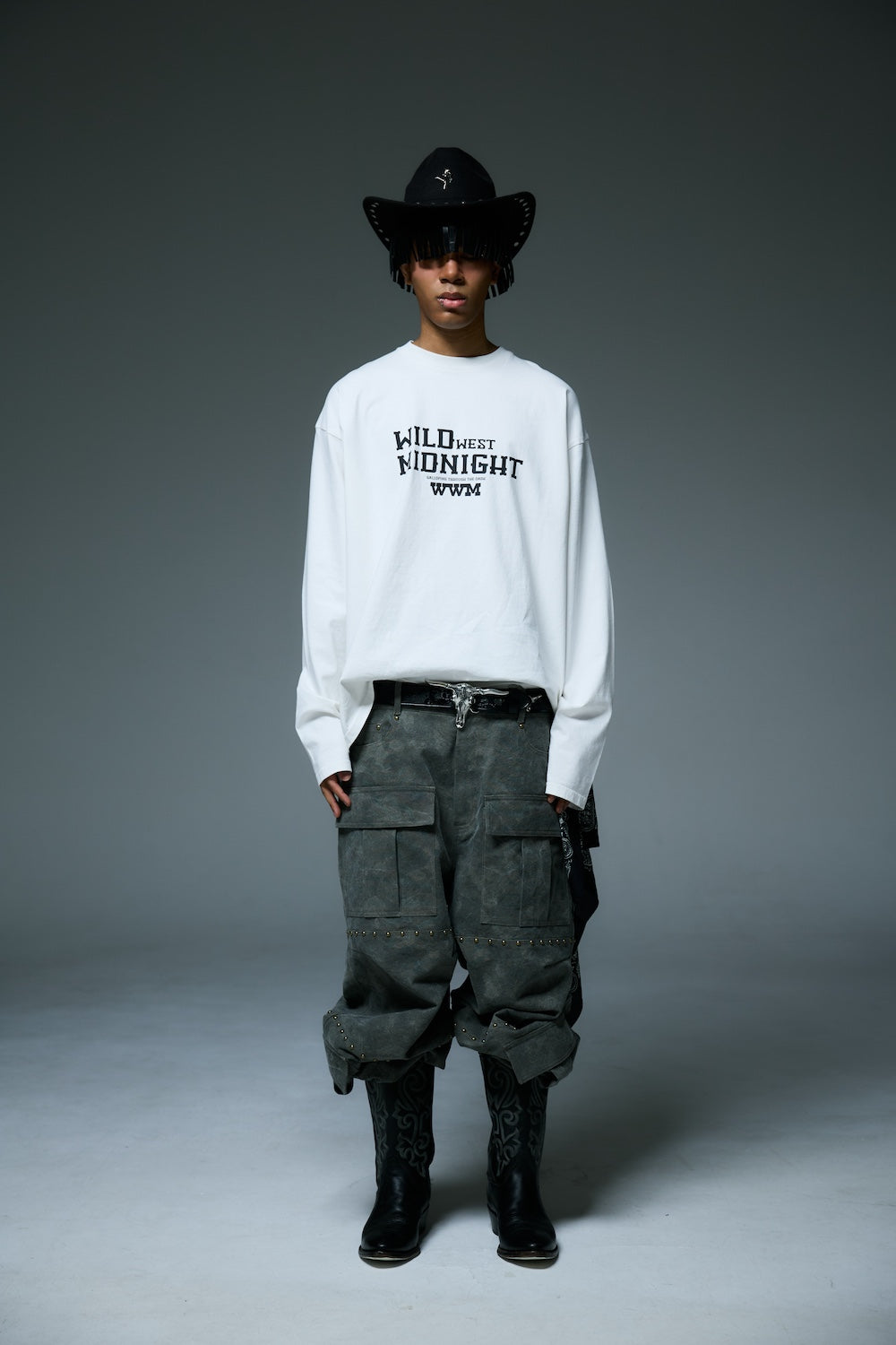 MIDNIGHT GALLOP LONGSLEEVE/ WHITE