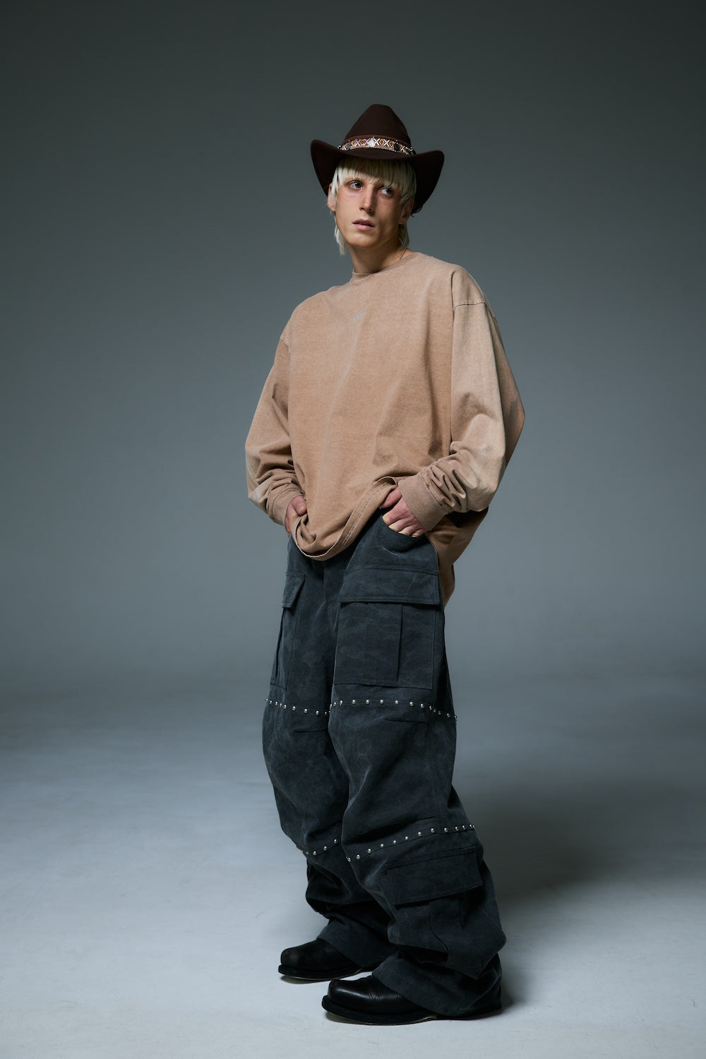 REFLECT LOGO LONG SLEEVE T-SHIRTS / BROWN