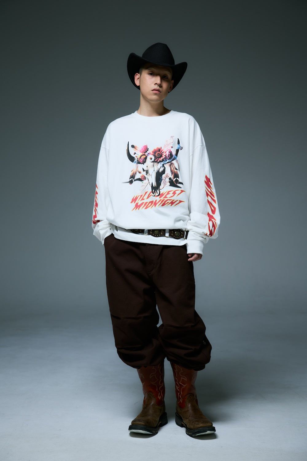 MIDNIGHT BISON LONG SLEEVE T-SHIRTS / WHITE