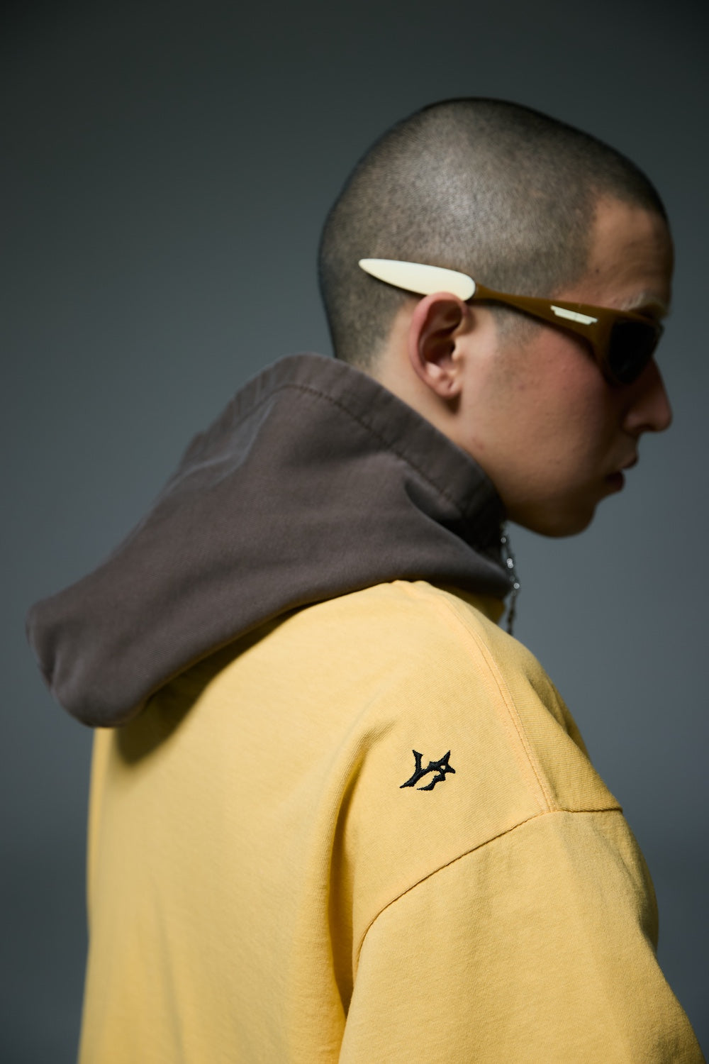 LOGO T-SHIRTS / YELLOW