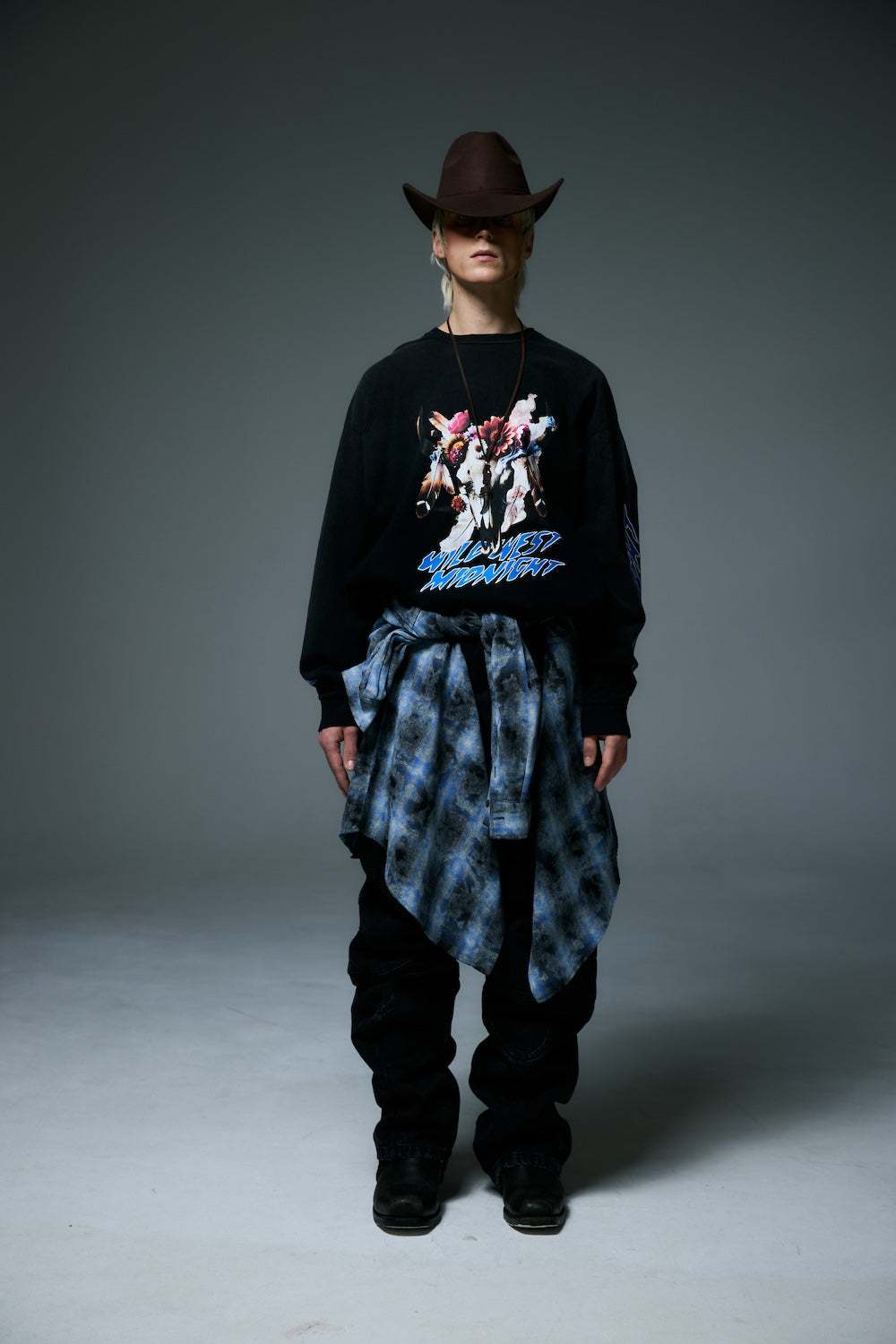 MIDNIGHT BISON LONG SLEEVE T-SHIRTS / BLACK