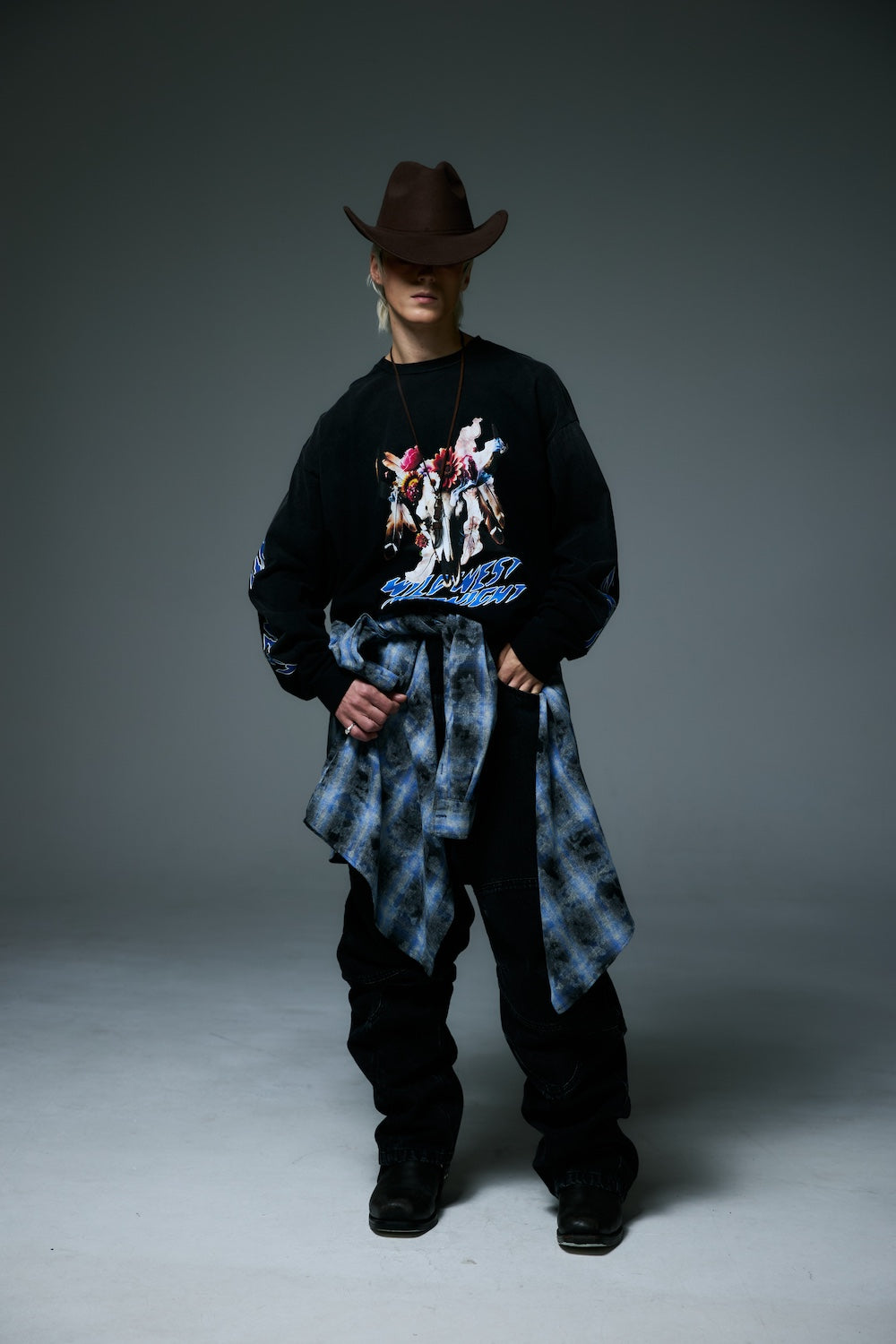 MIDNIGHT BISON LONG SLEEVE T-SHIRTS / BLACK