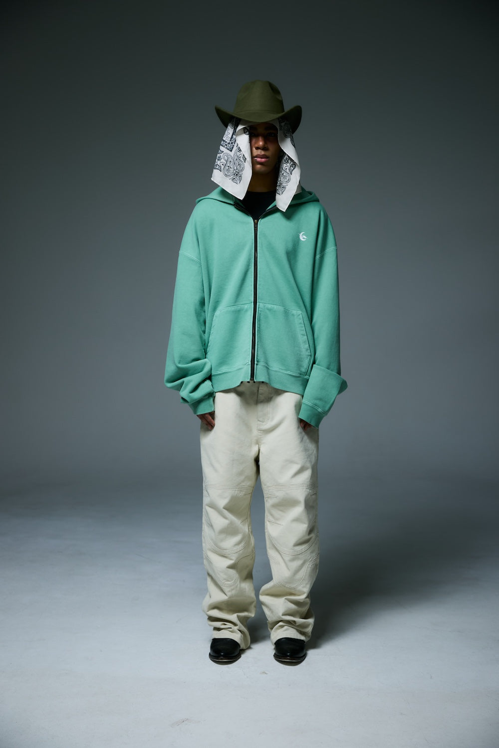 MIDNIGHT ZIP-UP HOOD / GREEN