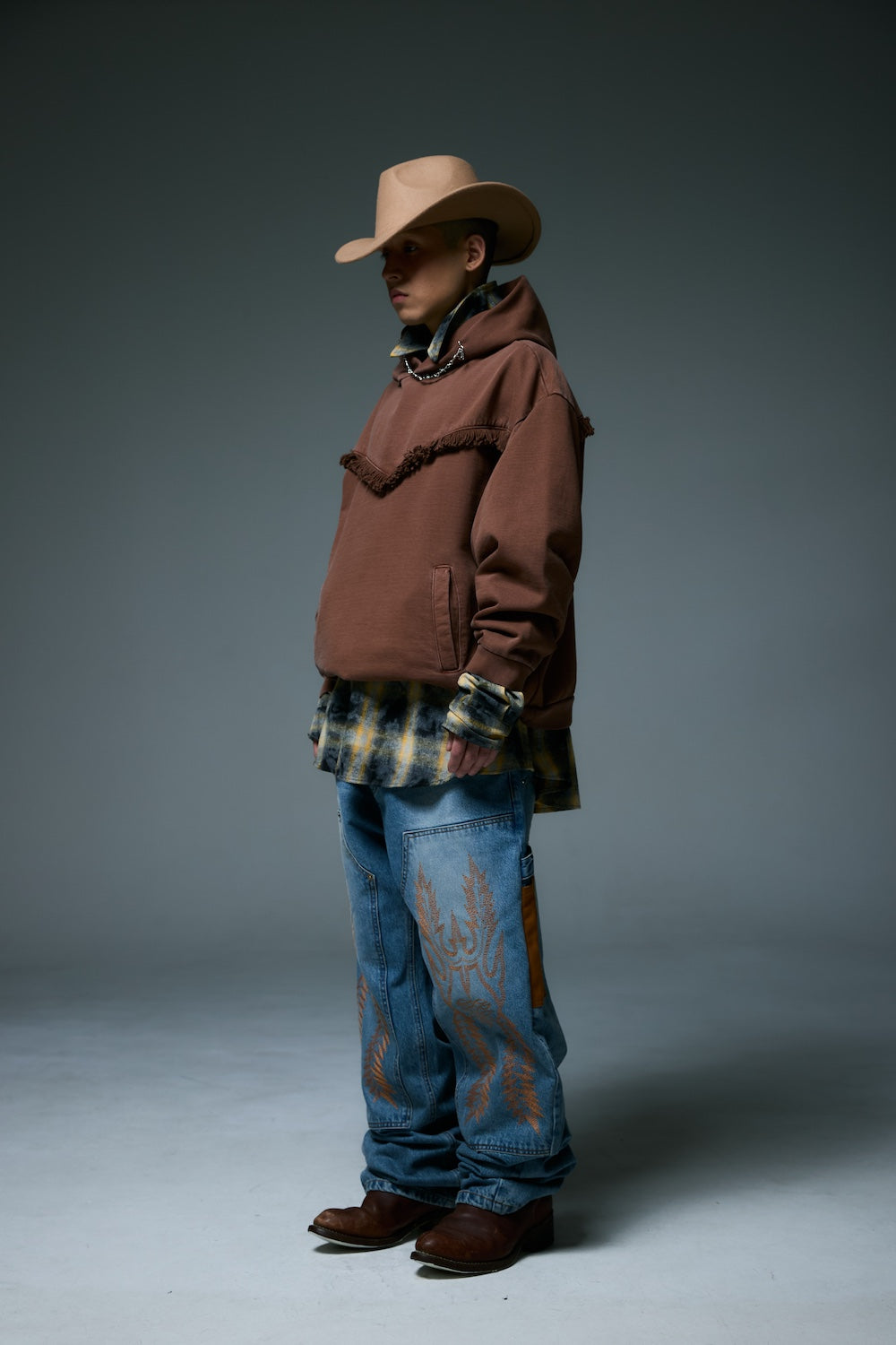WESTERN FRINGE HOODIE / BROWN