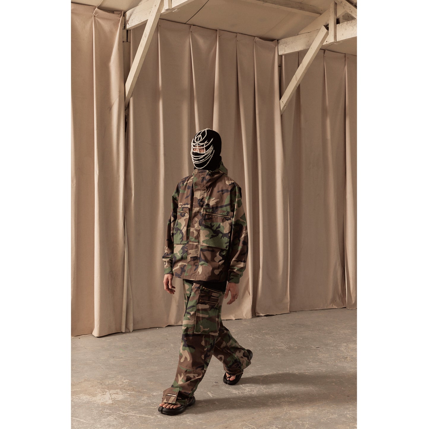 OVERSIZED HOOD JACKET / CAMO
