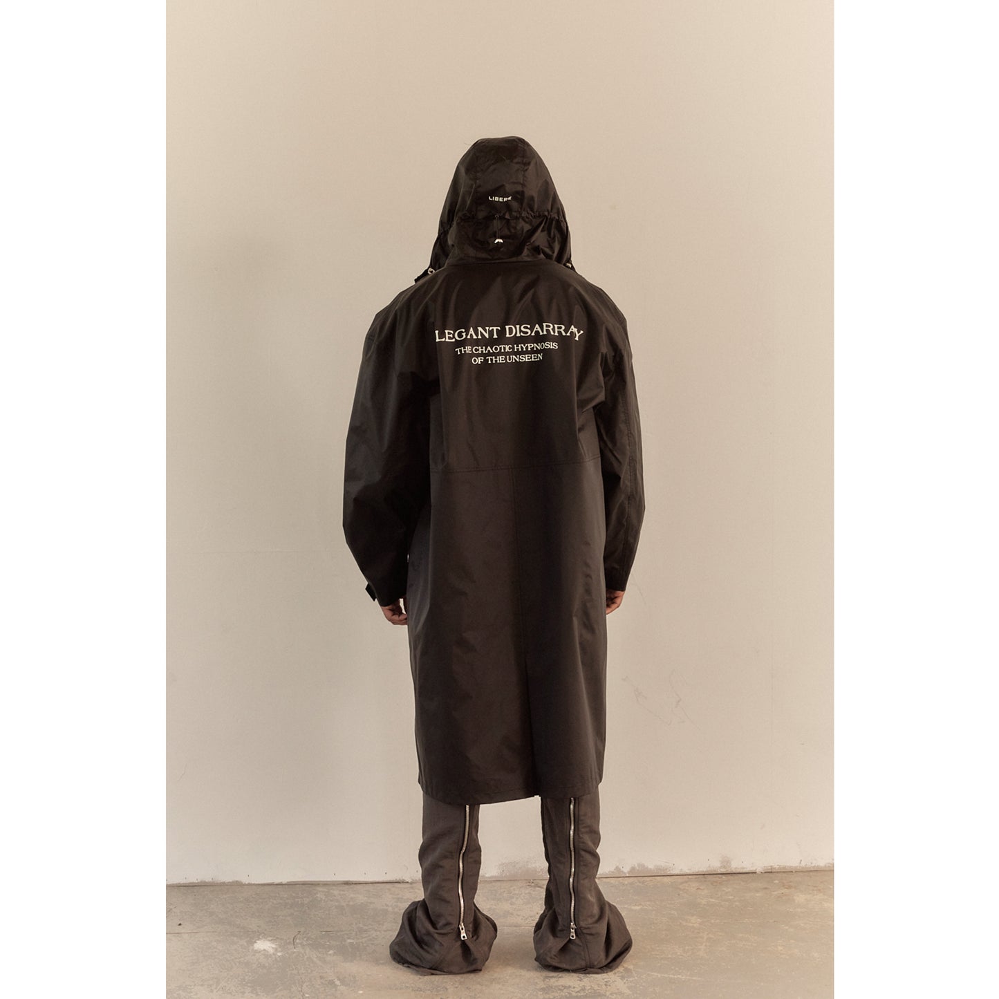 OVERSIZED RAIN COAT / BLACK