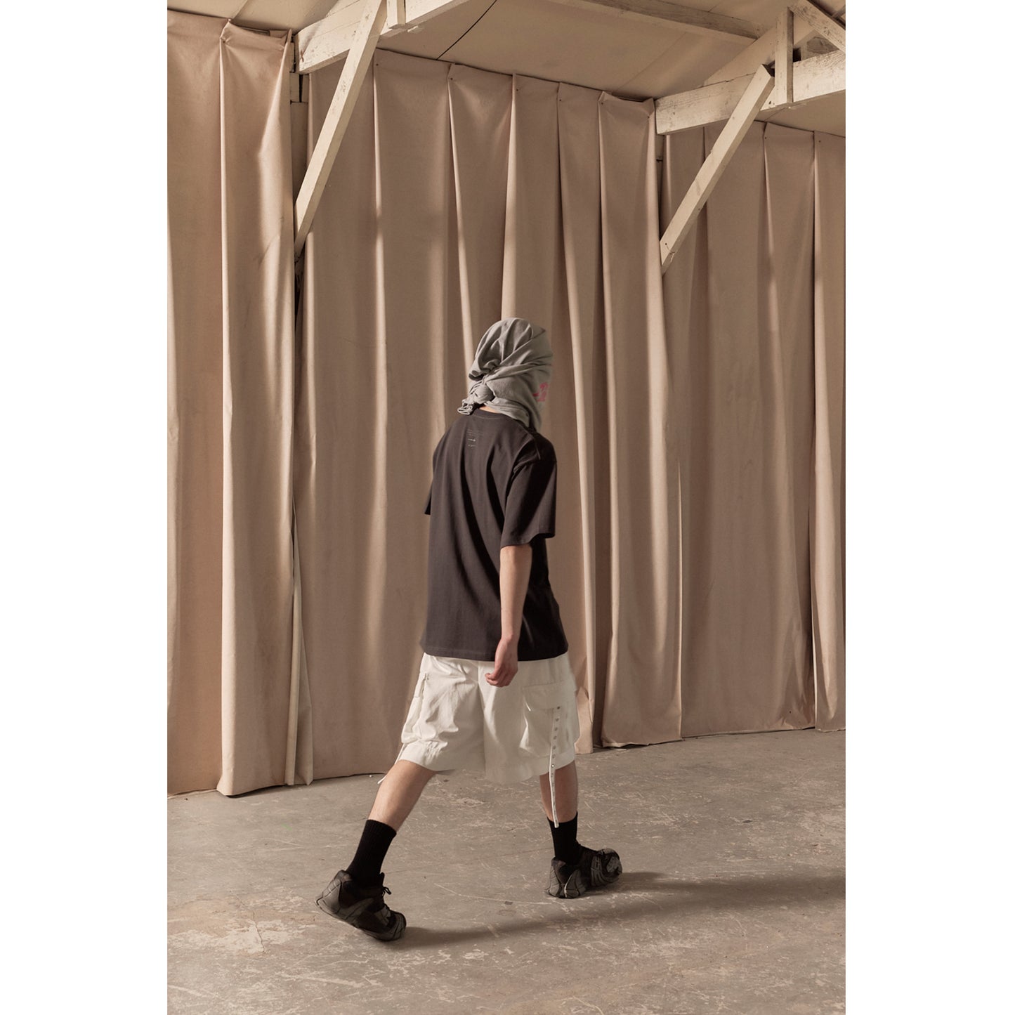 MESSAGE T-SHIRT / CHARCOAL