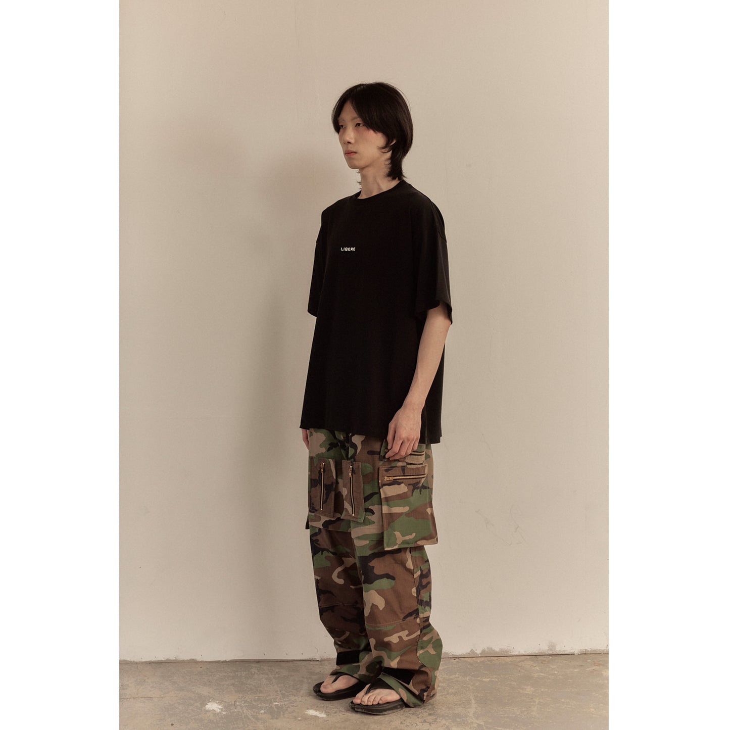 MULTI ZIP POCKET PANTS / CAMO