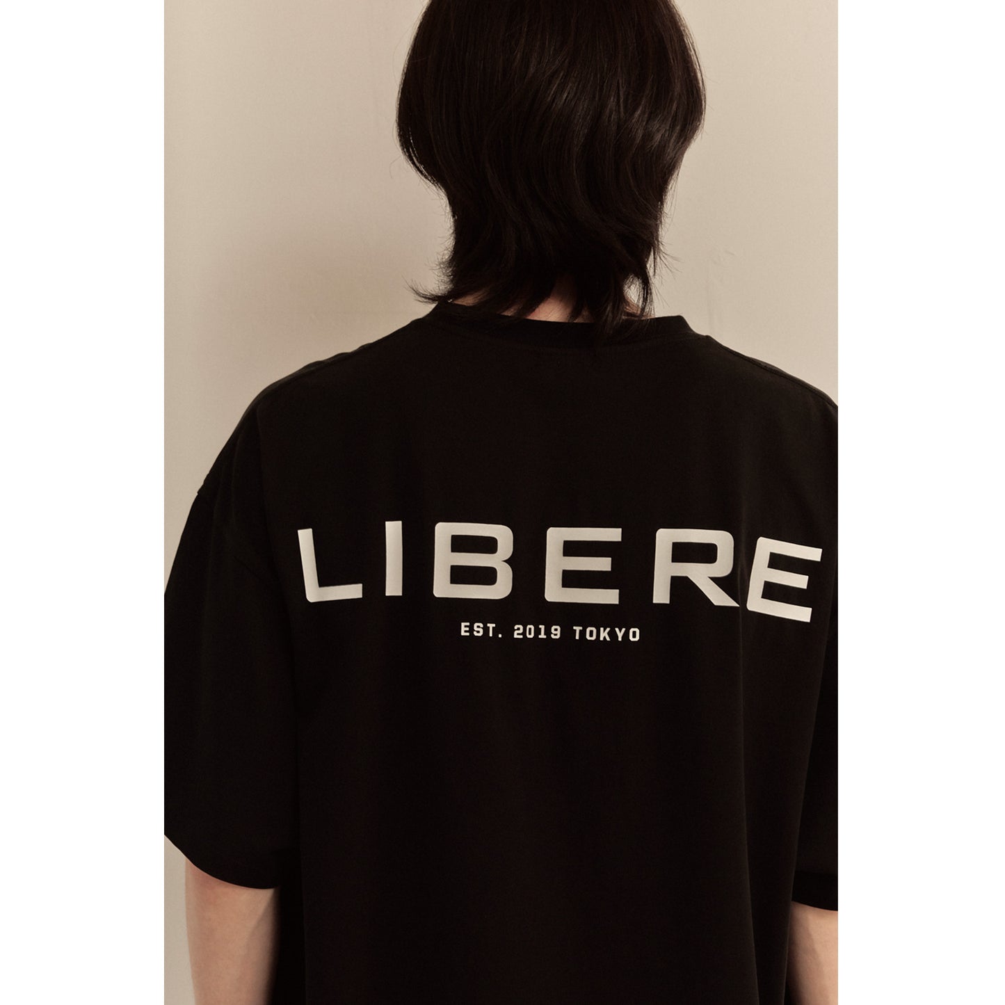 LIBERE LOGO T-SHIRT / BLACK