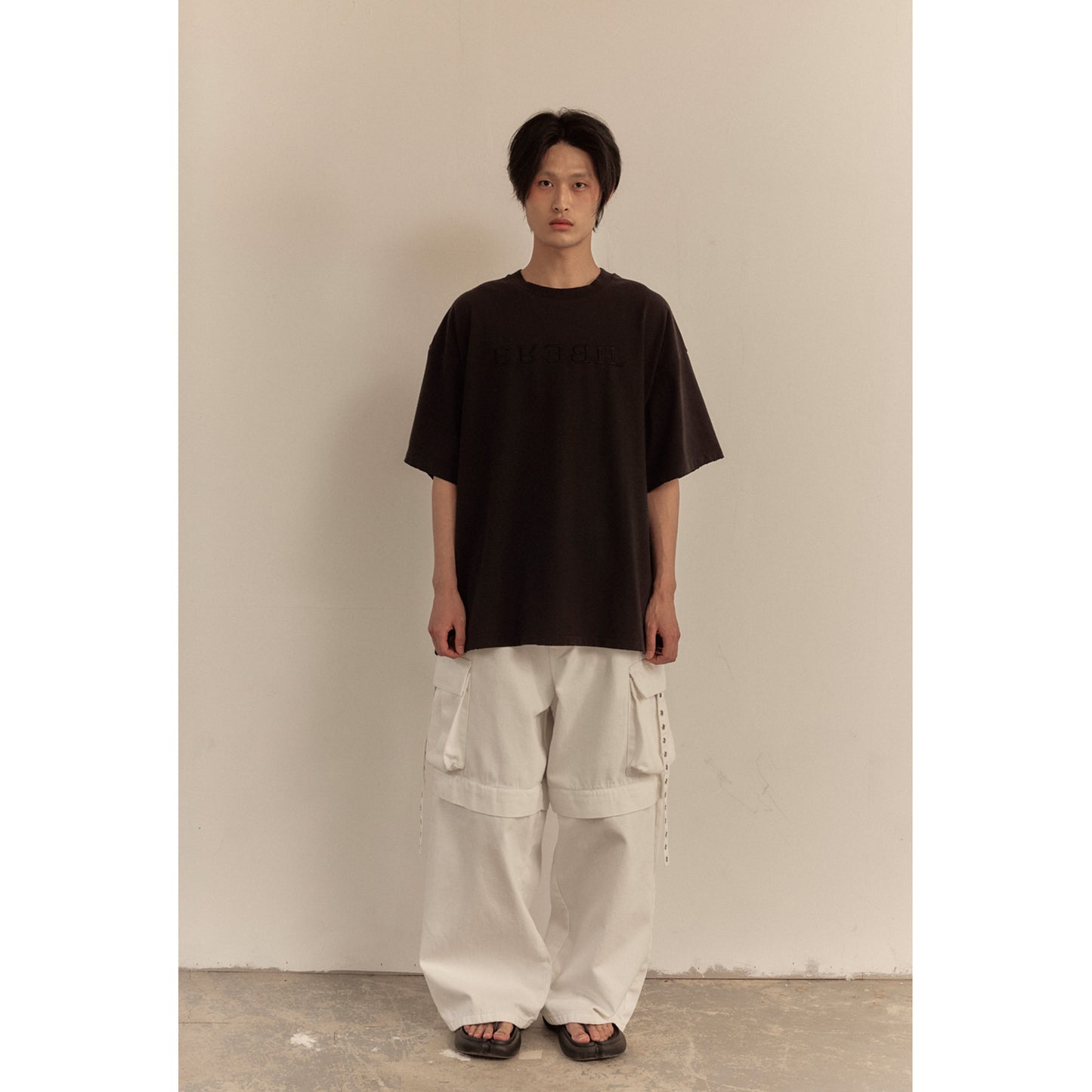 ELEGANT DISARRY T-SHIRT / BLACK