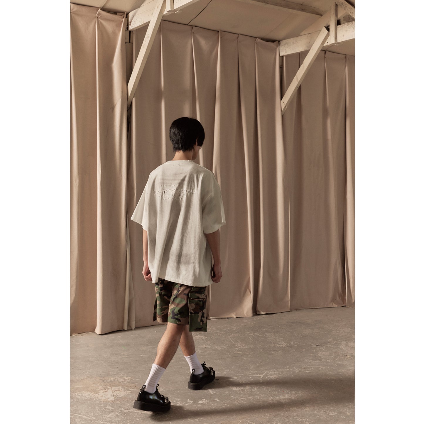 ELEGANT DISARRY T-SHIRT / WHITE