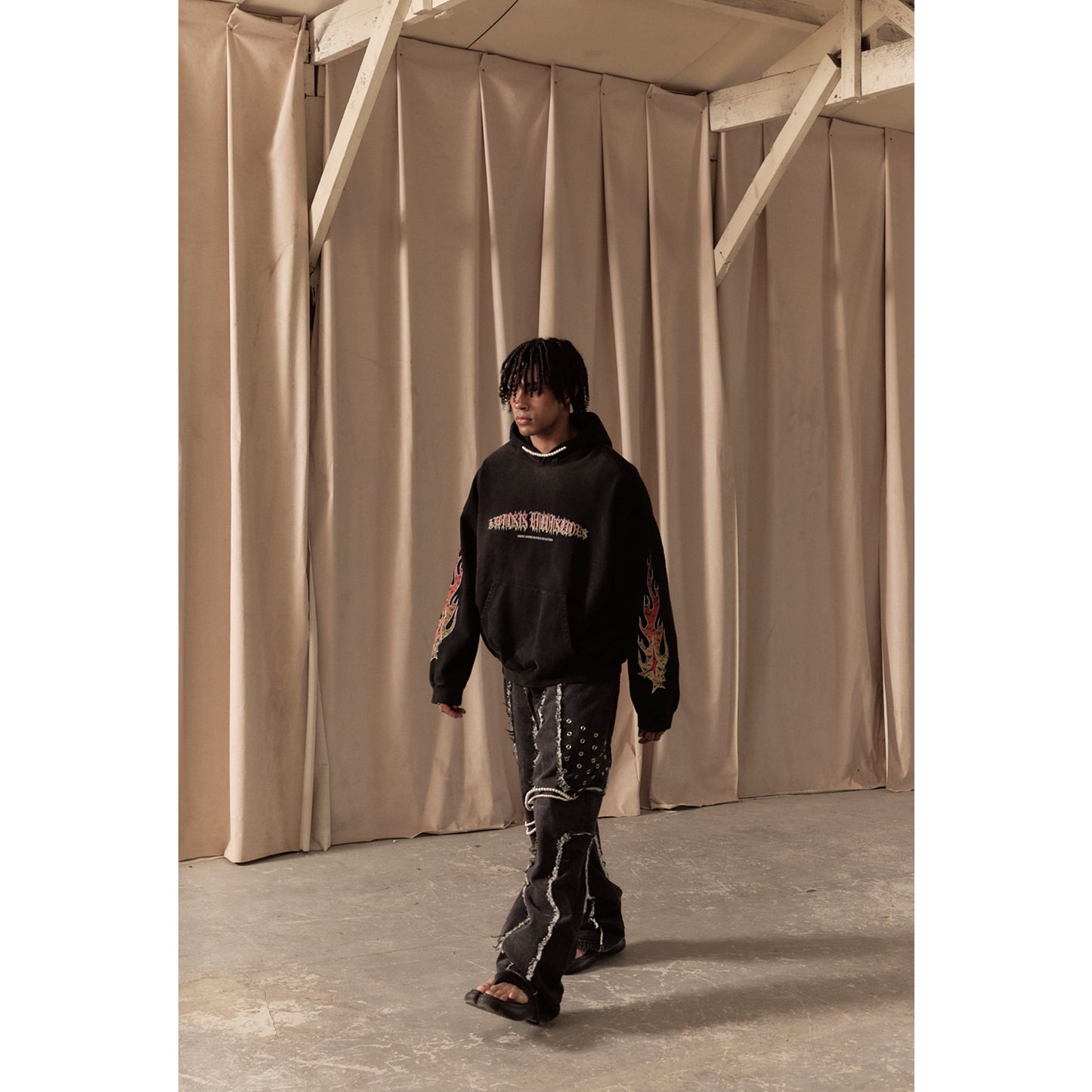 FLAME BEADS HOODIE / BLACK
