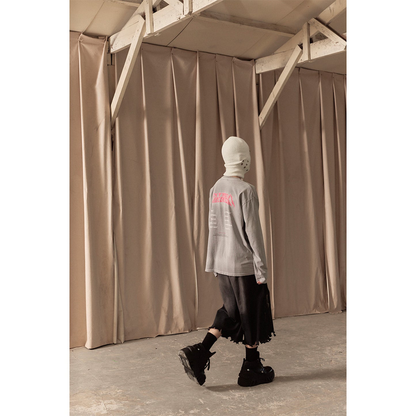 LOGO SWEAT HALF PANTS / BLACK