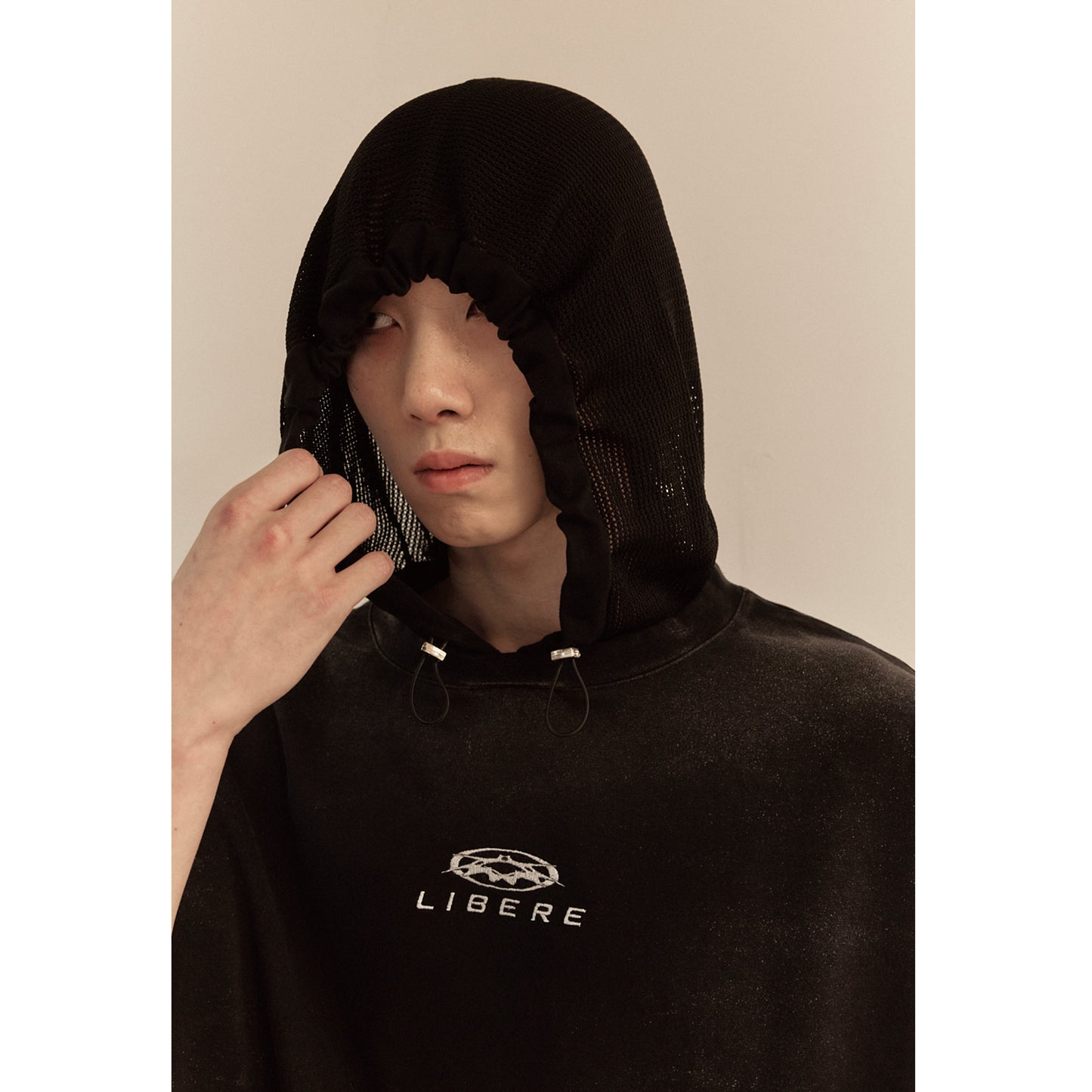MESH HOOD T-SHIRT / BLACK