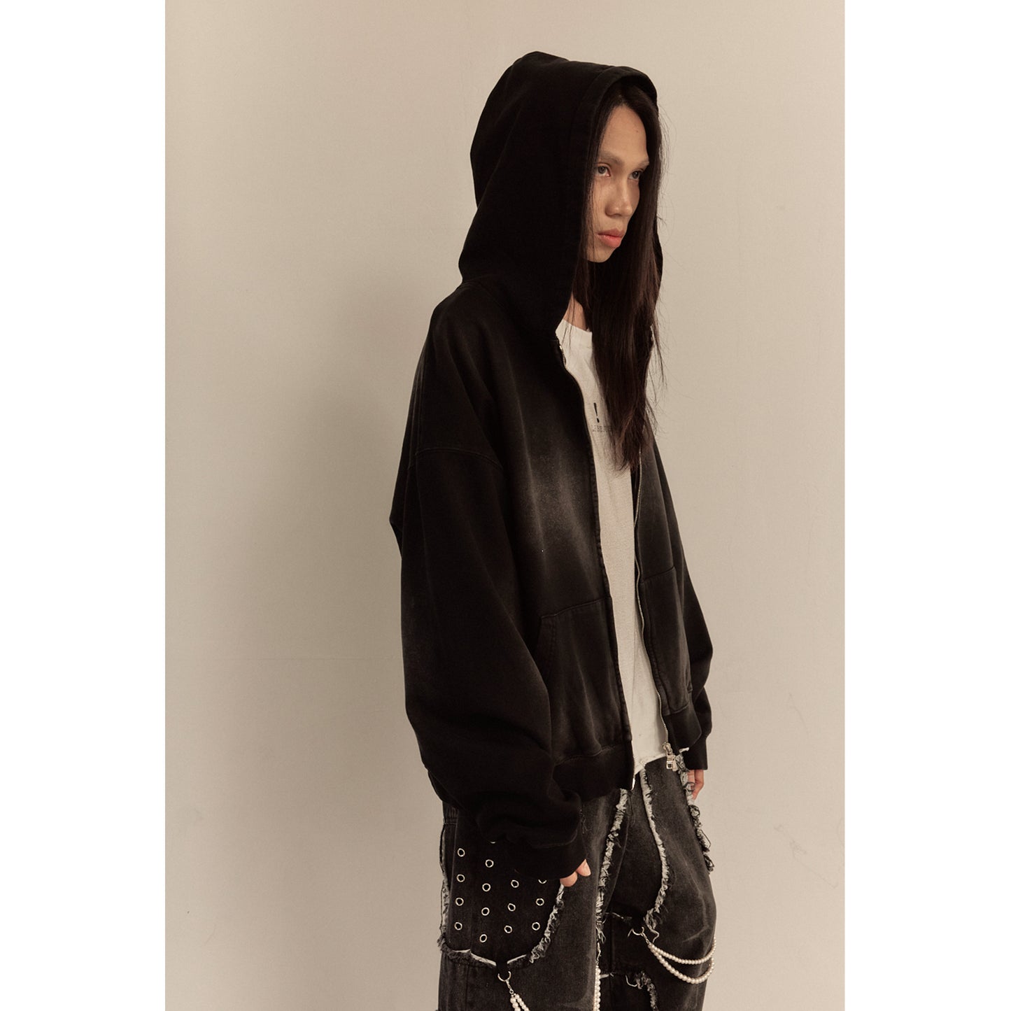 LOGO ZIP-UP HOODIE / BLACK