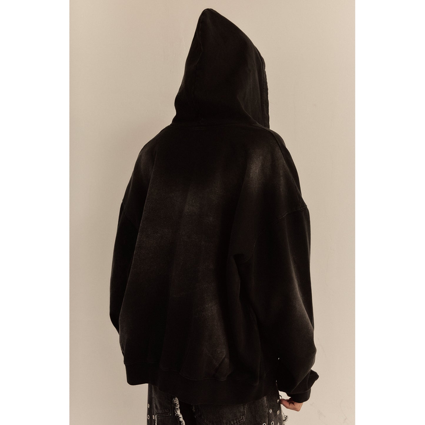 LOGO ZIP-UP HOODIE / BLACK