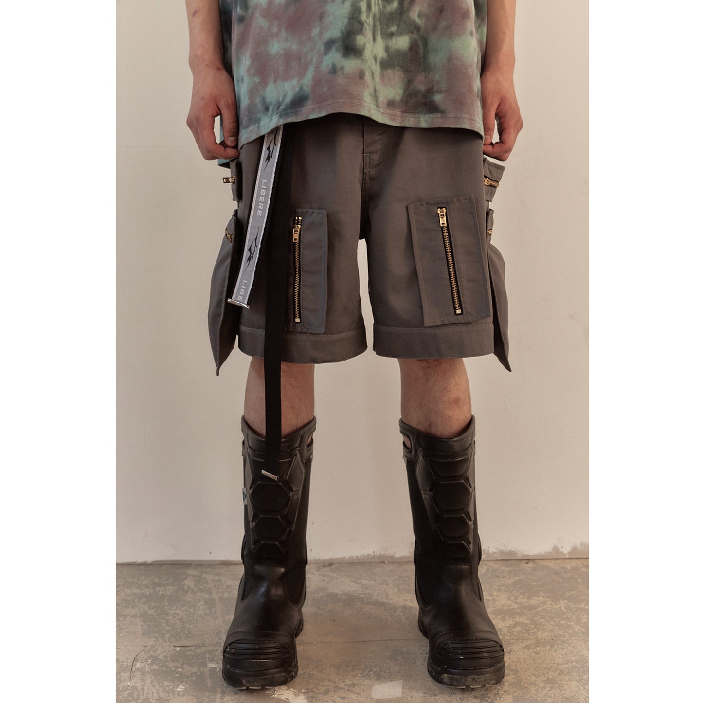 MULTI ZIP POCKET PANTS / CHARCOAL