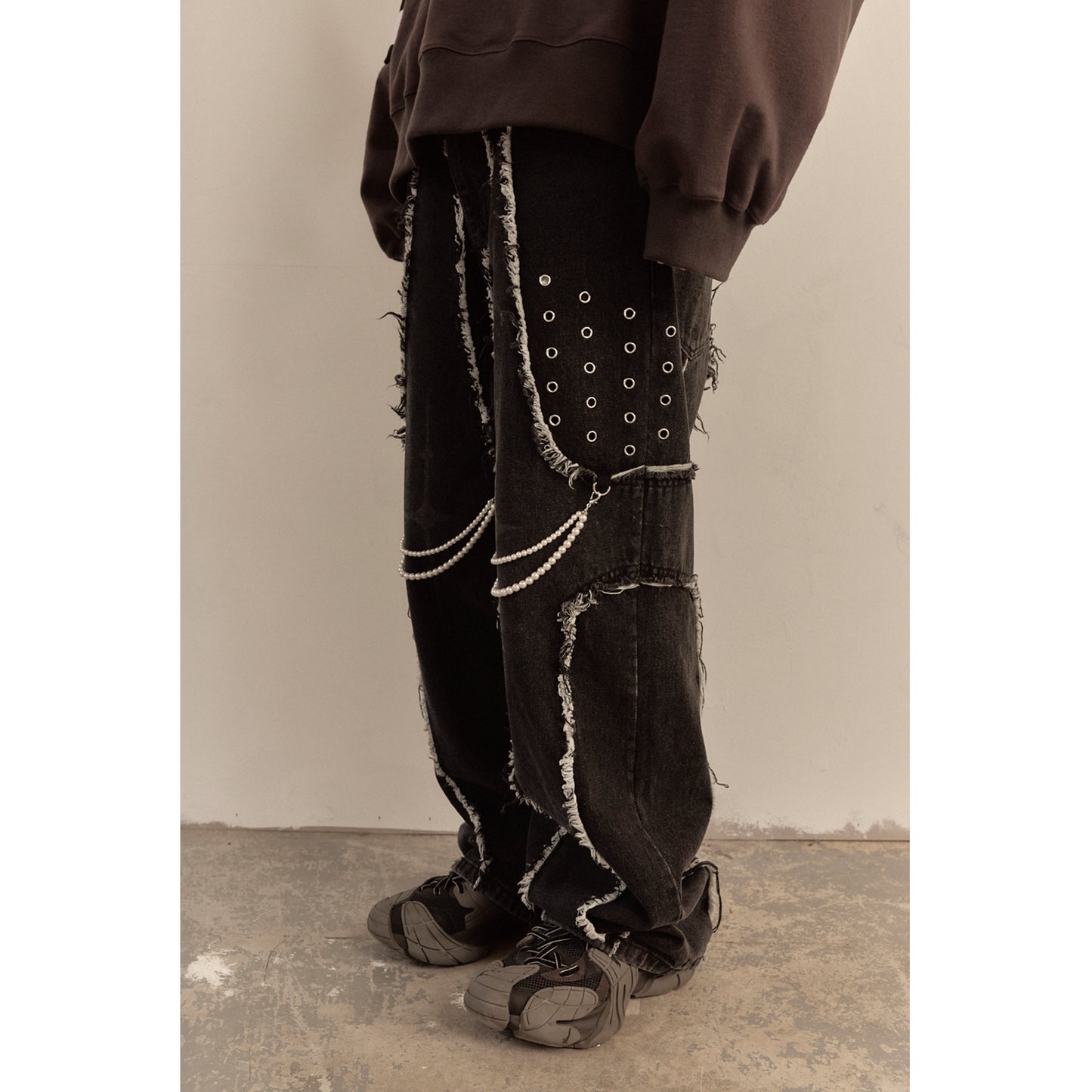 DESTROYED CROSS DENIM PANTS / BLACK