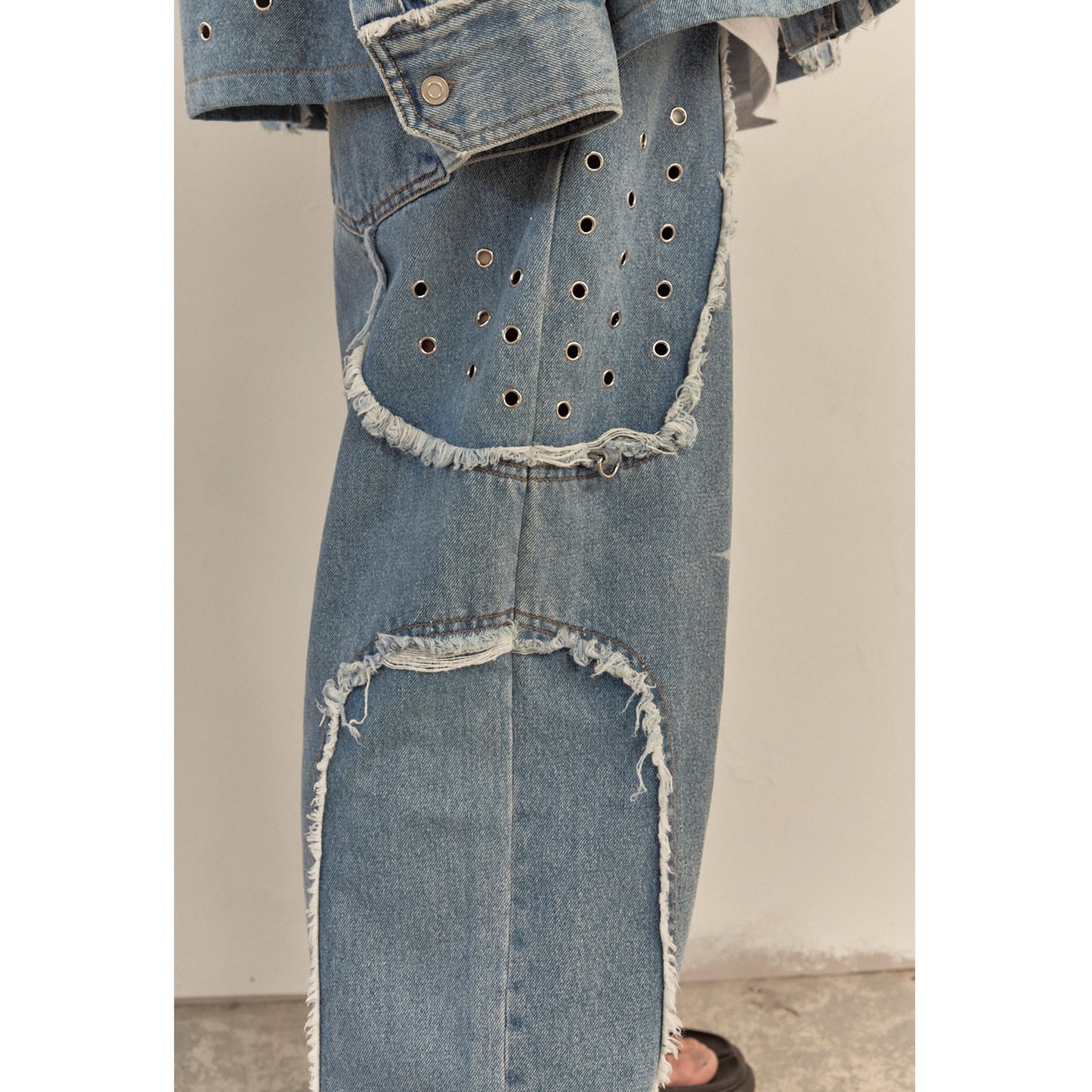 DESTROYED CROSS DENIM PANTS / BLUE