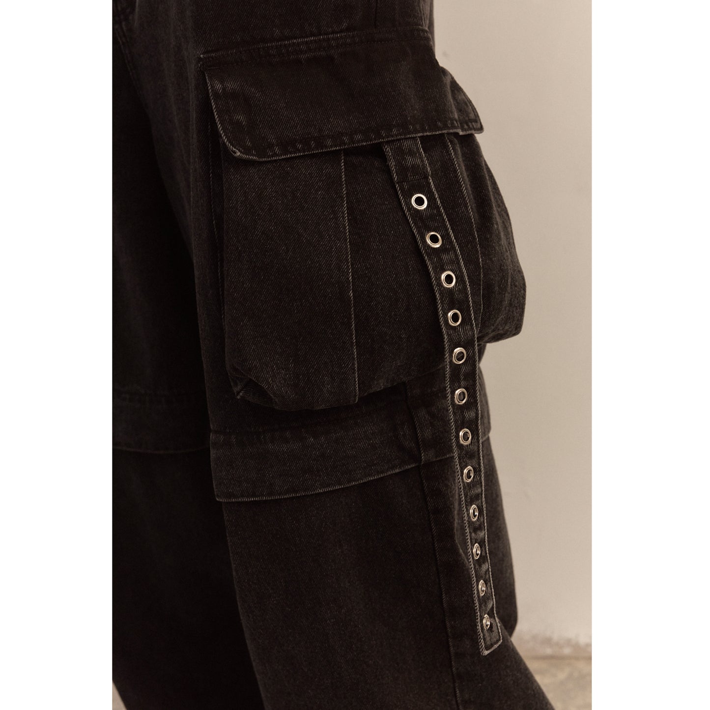UTILITY CARGO PANTS / BLACK