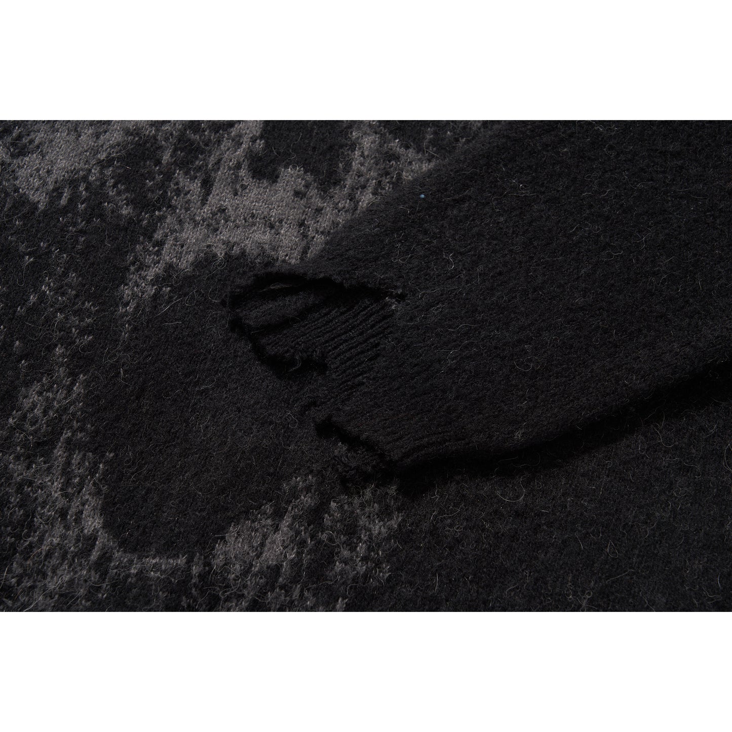 DESTROYED SKULL MOHAIR SWEATER / BLACK