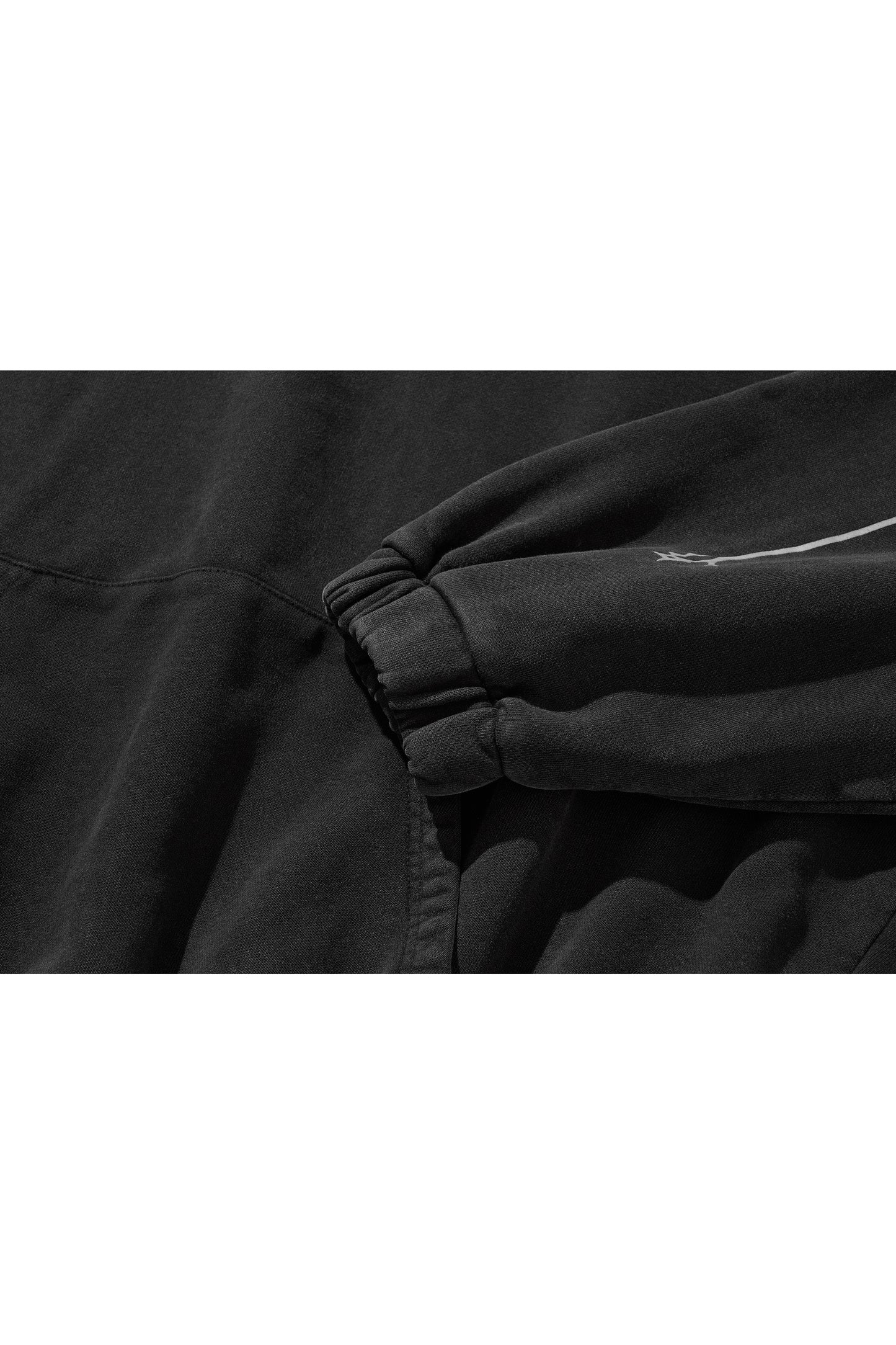 REFLECT LOGO HOODIE / BLACK