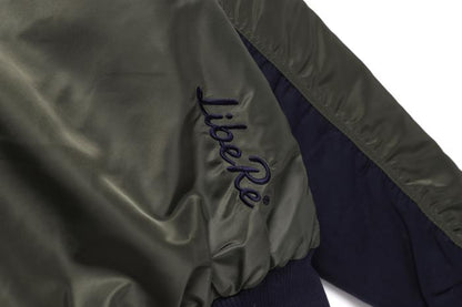 BOMBER JACKET/OLIVE