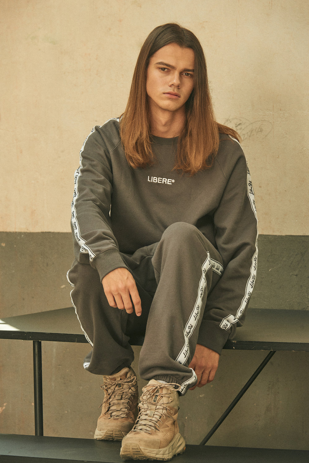 TAPE SWEAT/CHARCOAL
