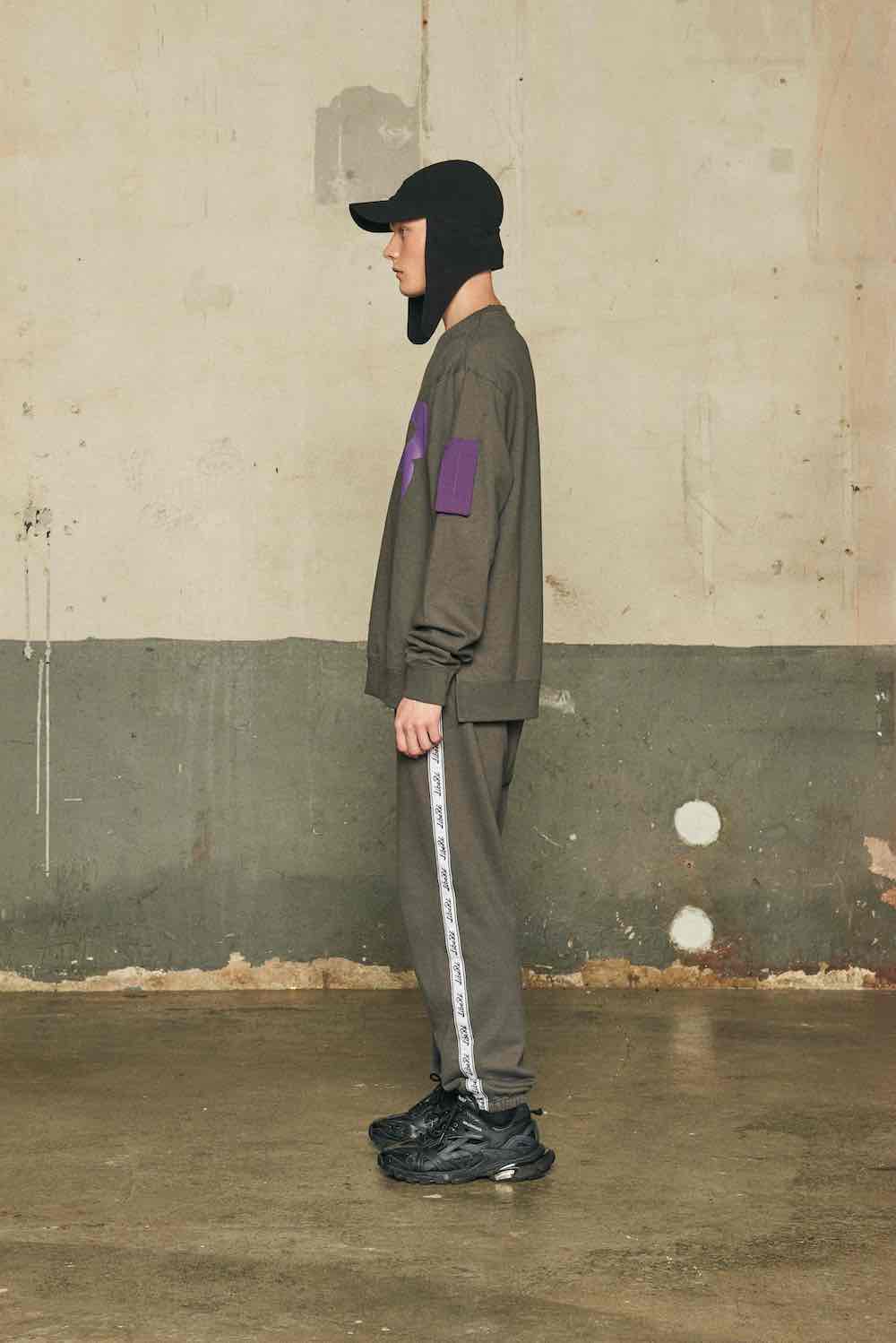 TAPE SWEAT PANTS/CHARCOAL