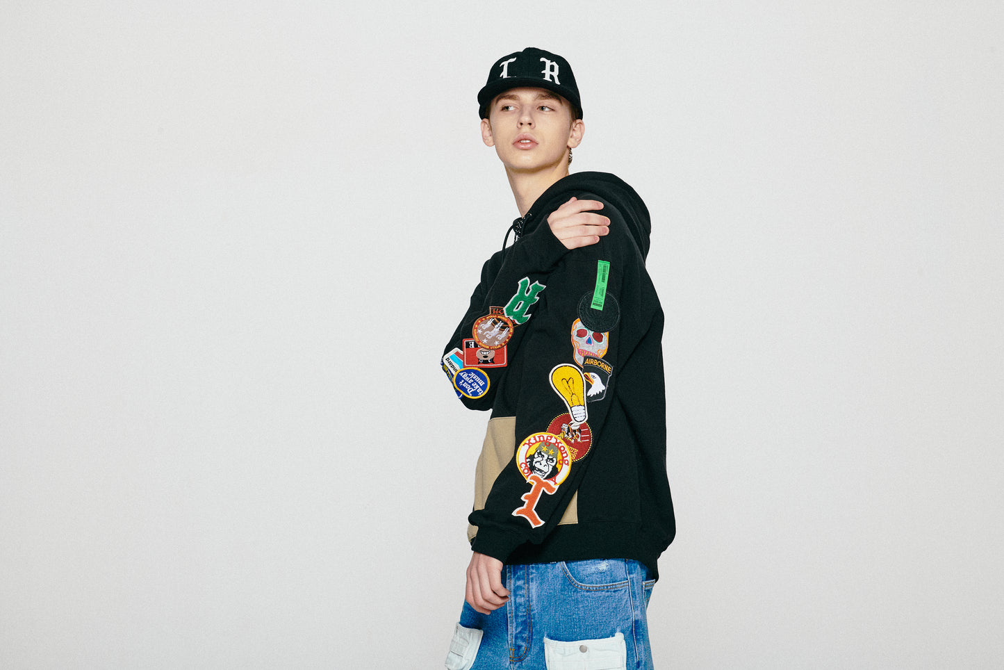TWOFACE HOODIE / BLACK