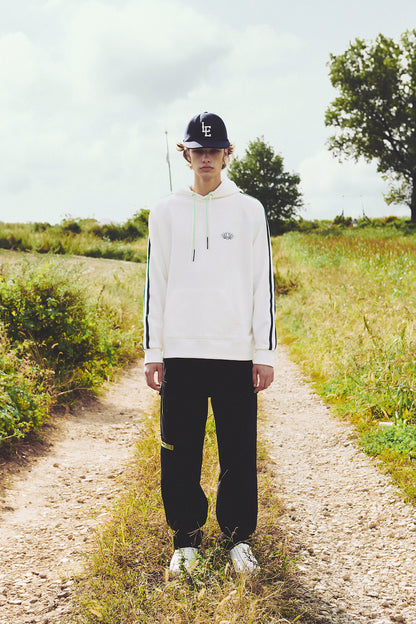 TAPE GYM SWEAT HOODIE / WHITE
