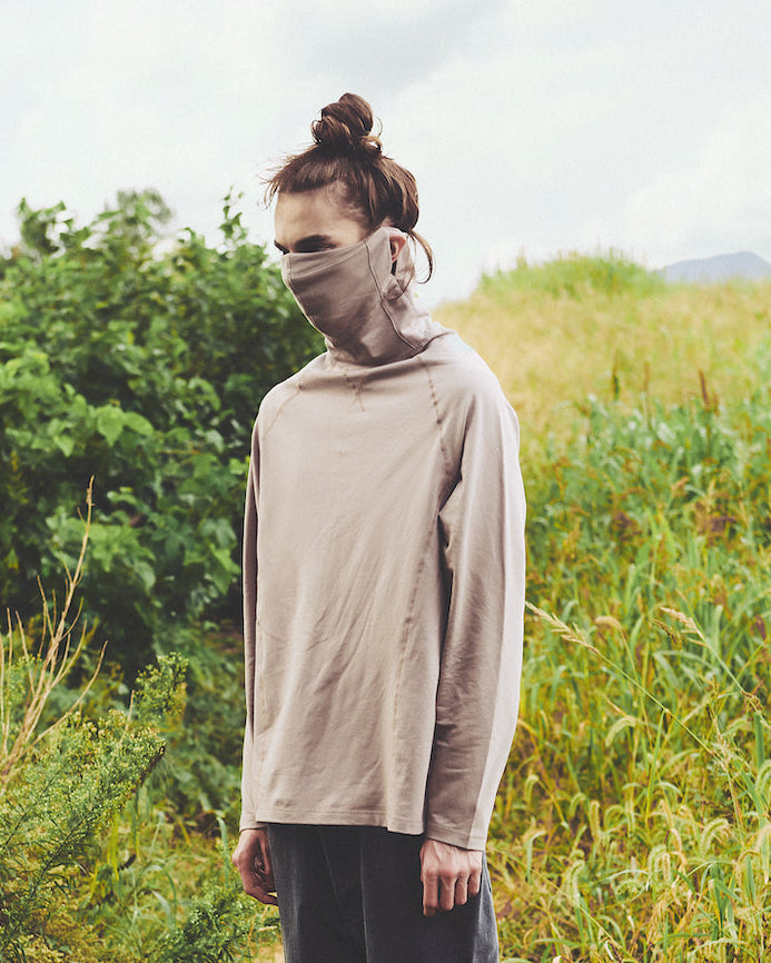 MASK TURTLE NECK / SAND