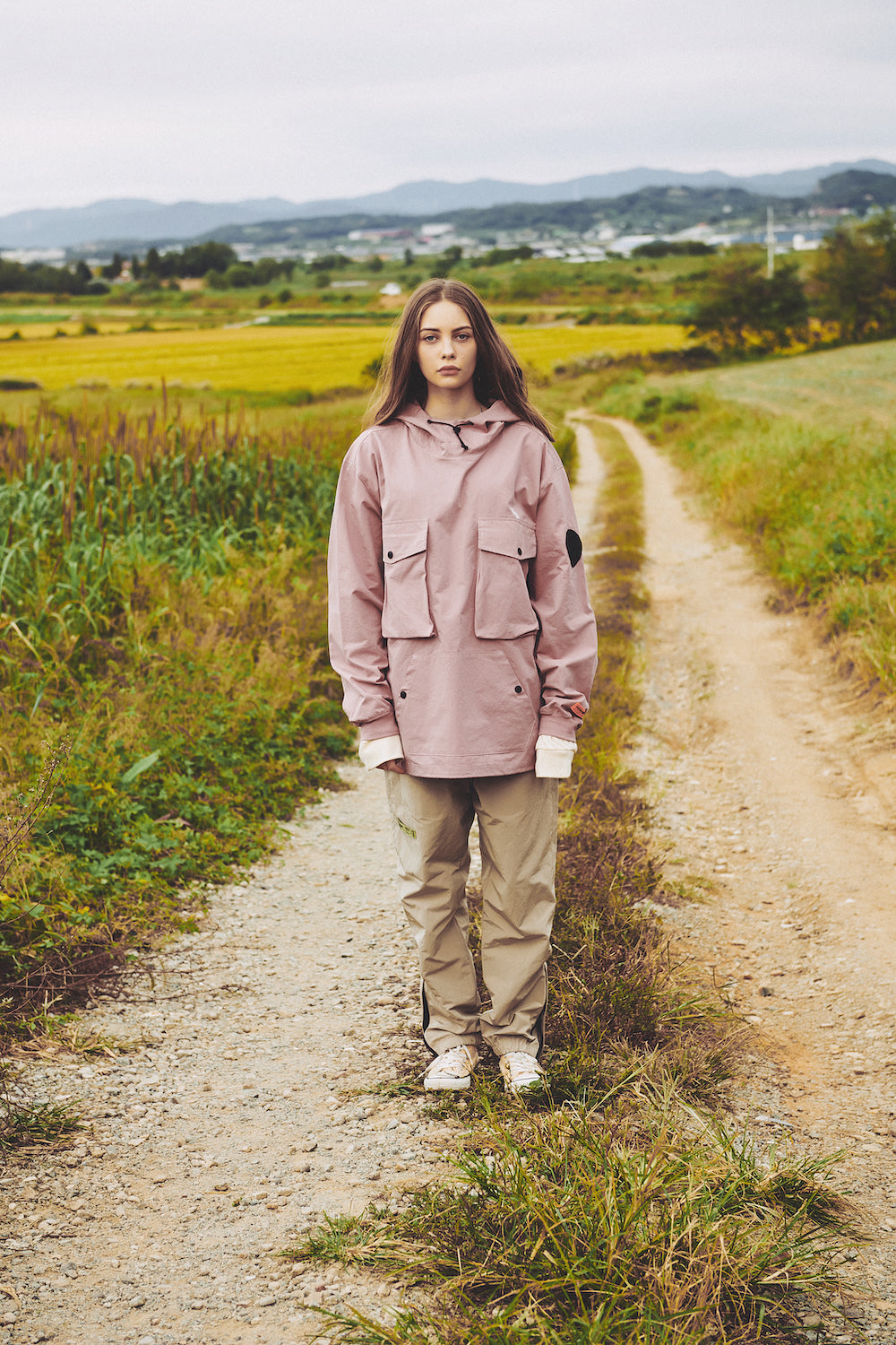 ZIP TRACK PANTS / BEIGE