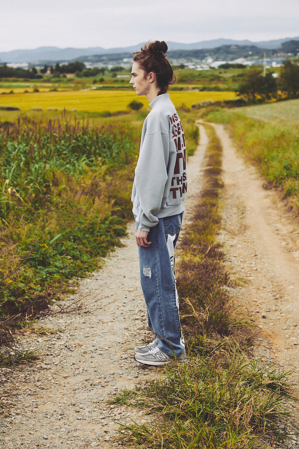 MOCKNECK SWEATSHIRTS / LIGHT BLUE