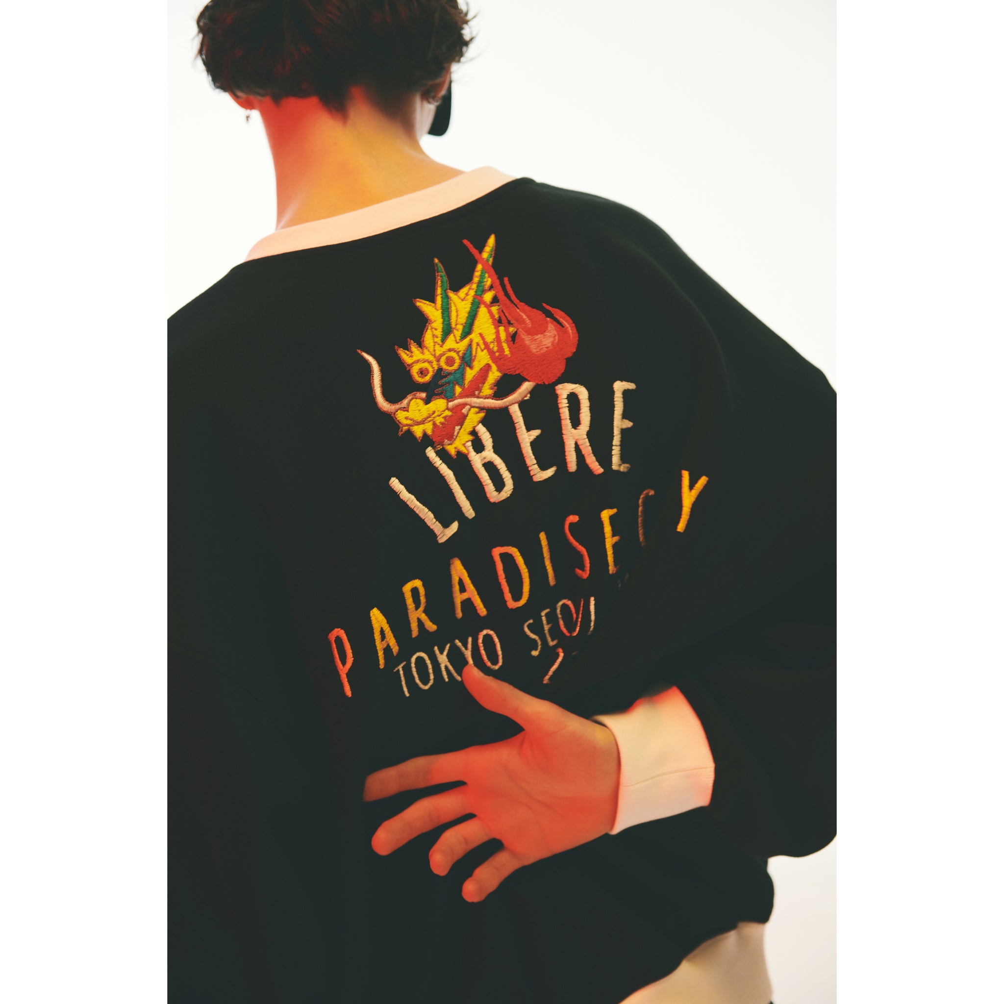 SOUVENIR SWEAT / BLACK