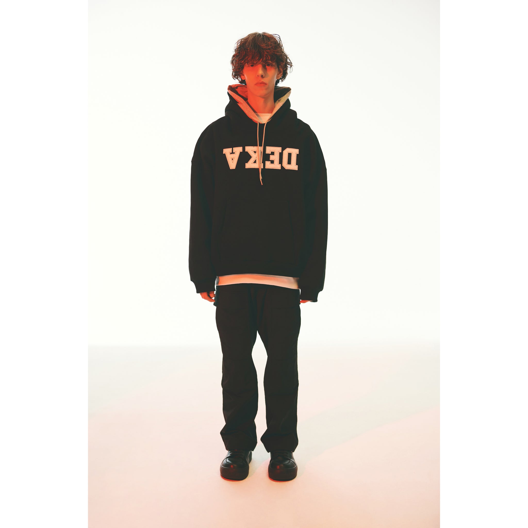 DEKA HOODIE / BLACK
