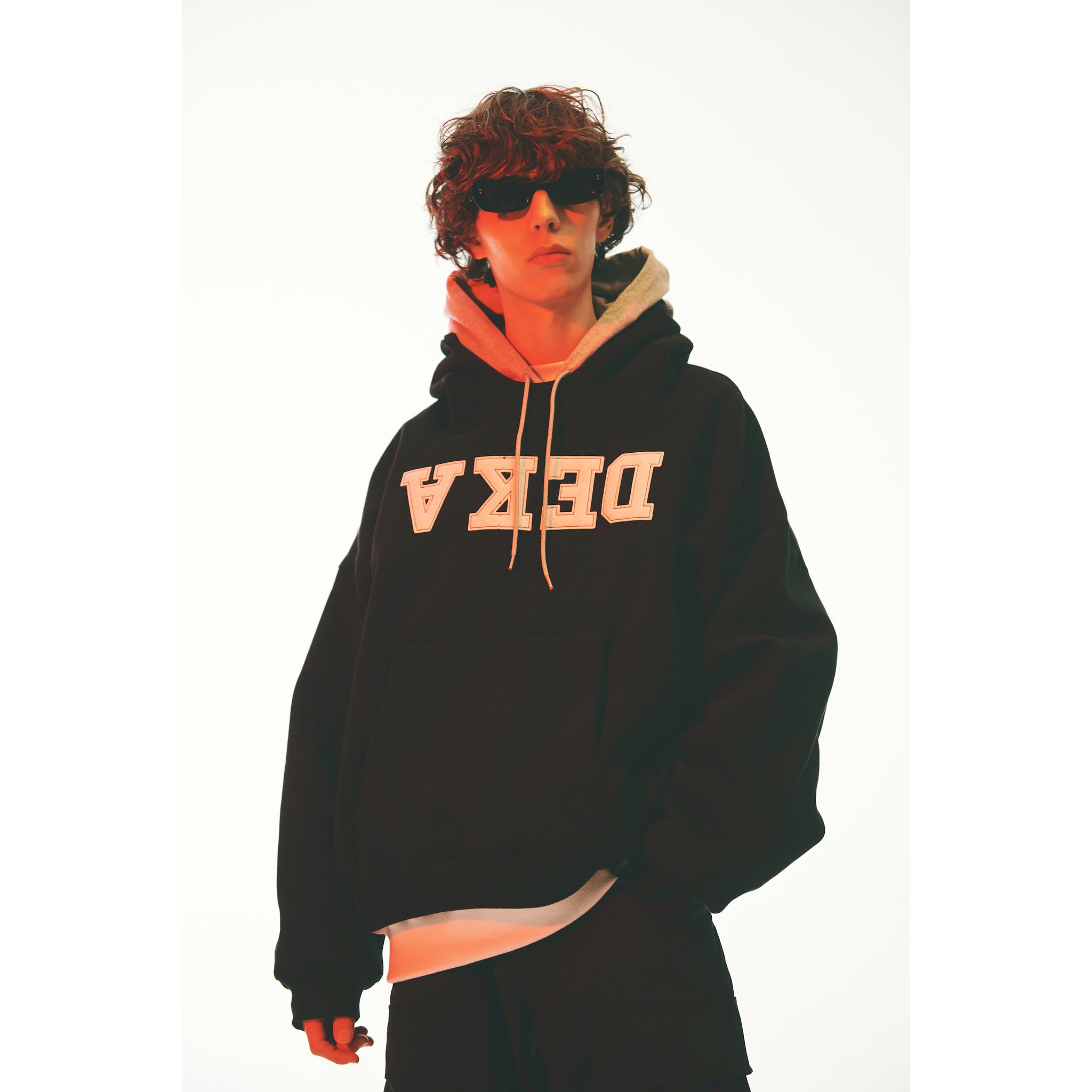 DEKA HOODIE / BLACK