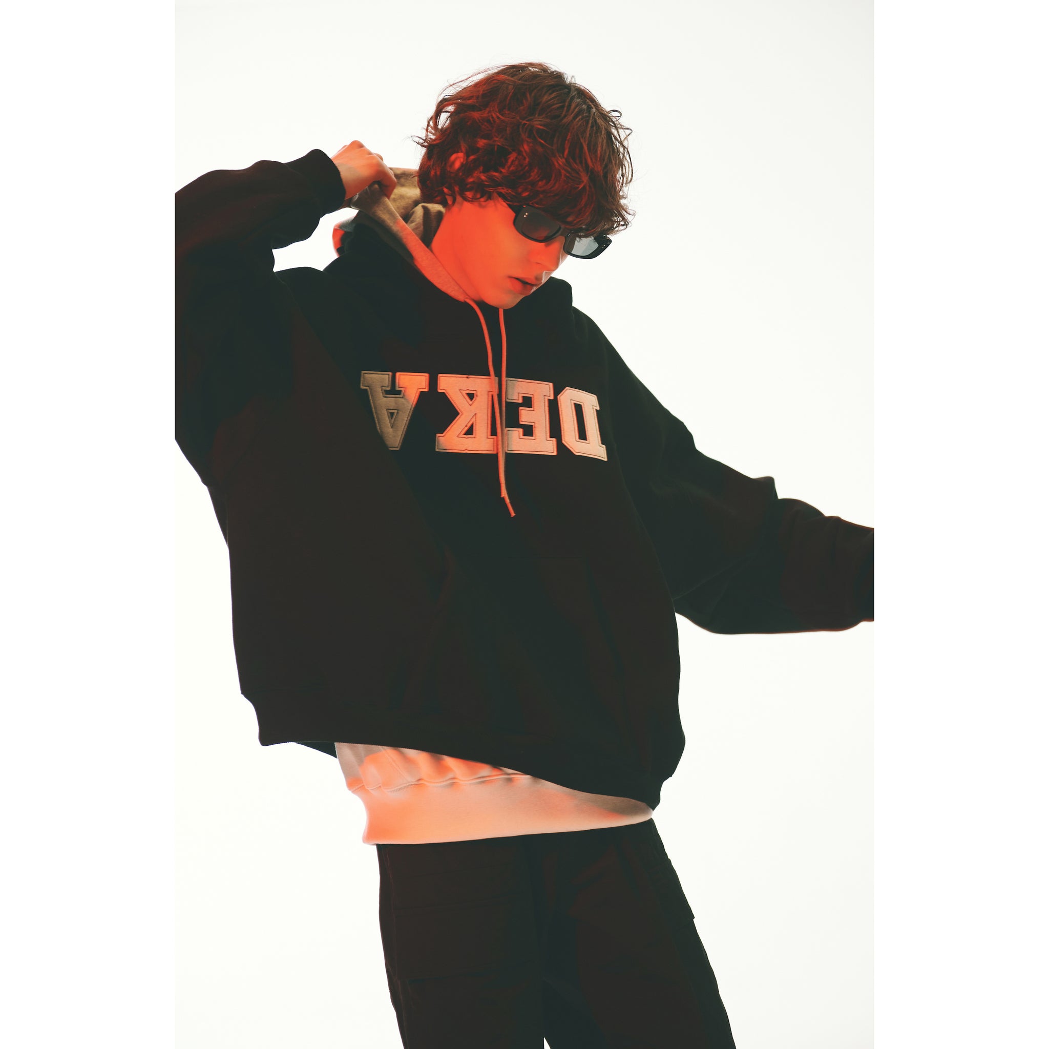 DEKA HOODIE / BLACK