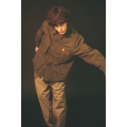 INVISIBLE JUNGLE JACKET / OLIVE