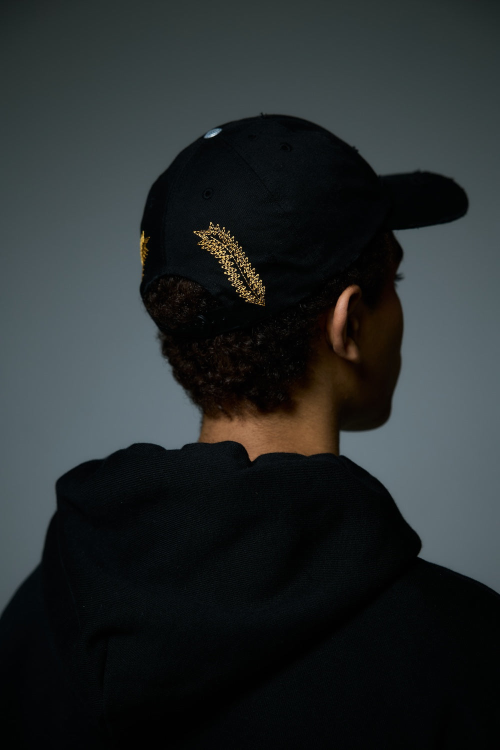 LOGO HOODIE / BLACK