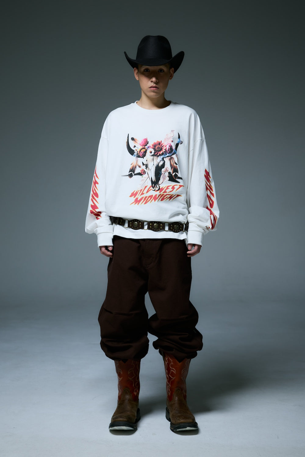 MIDNIGHT BISON LONG SLEEVE T-SHIRTS / WHITE