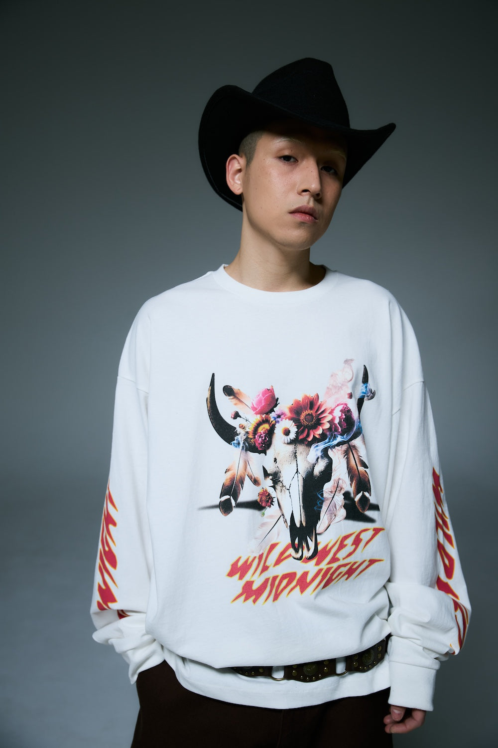 MIDNIGHT BISON LONG SLEEVE T-SHIRTS / WHITE