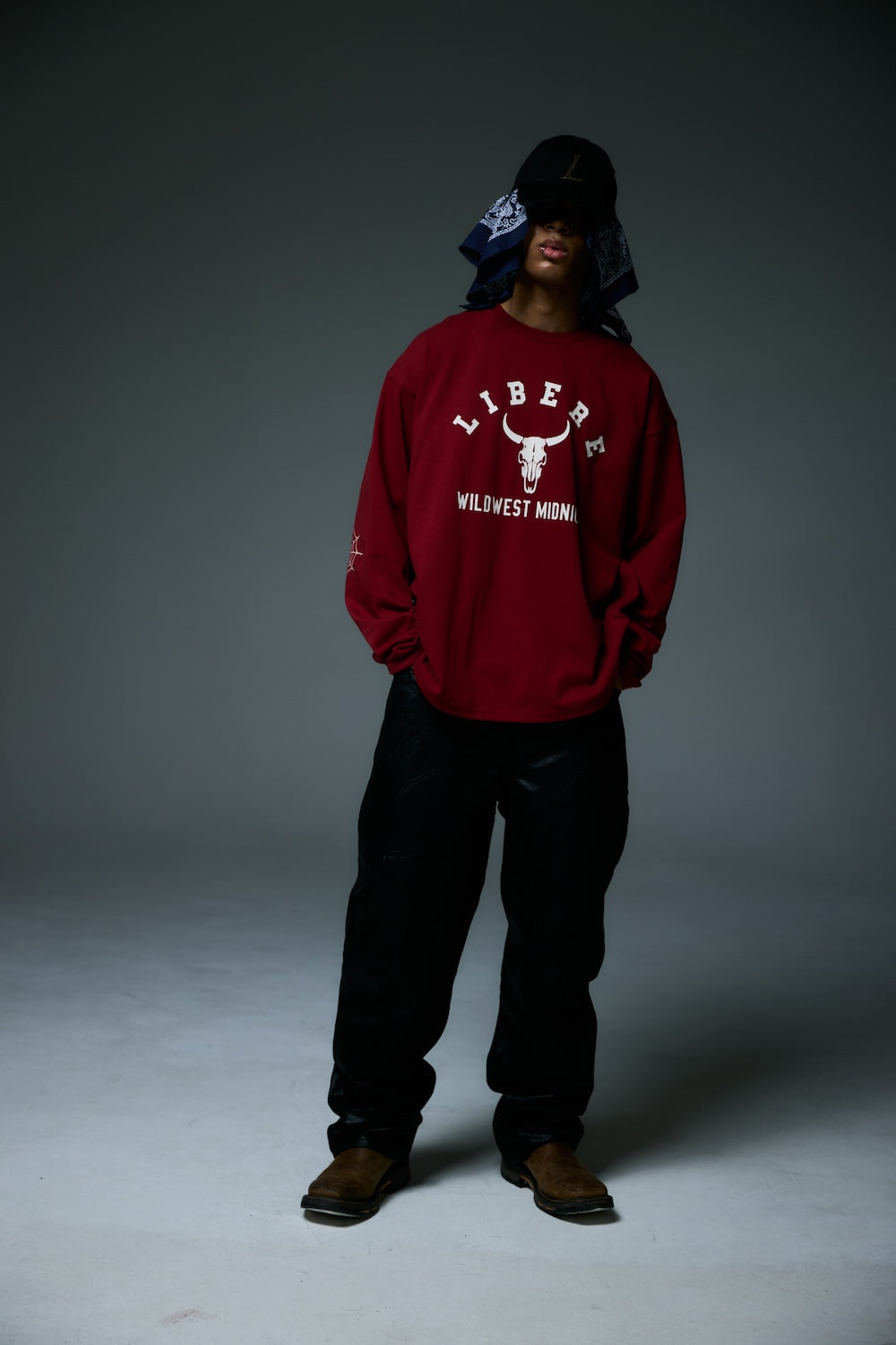 BISON BULL LONG SLEEVE T-SHIRTS / RED