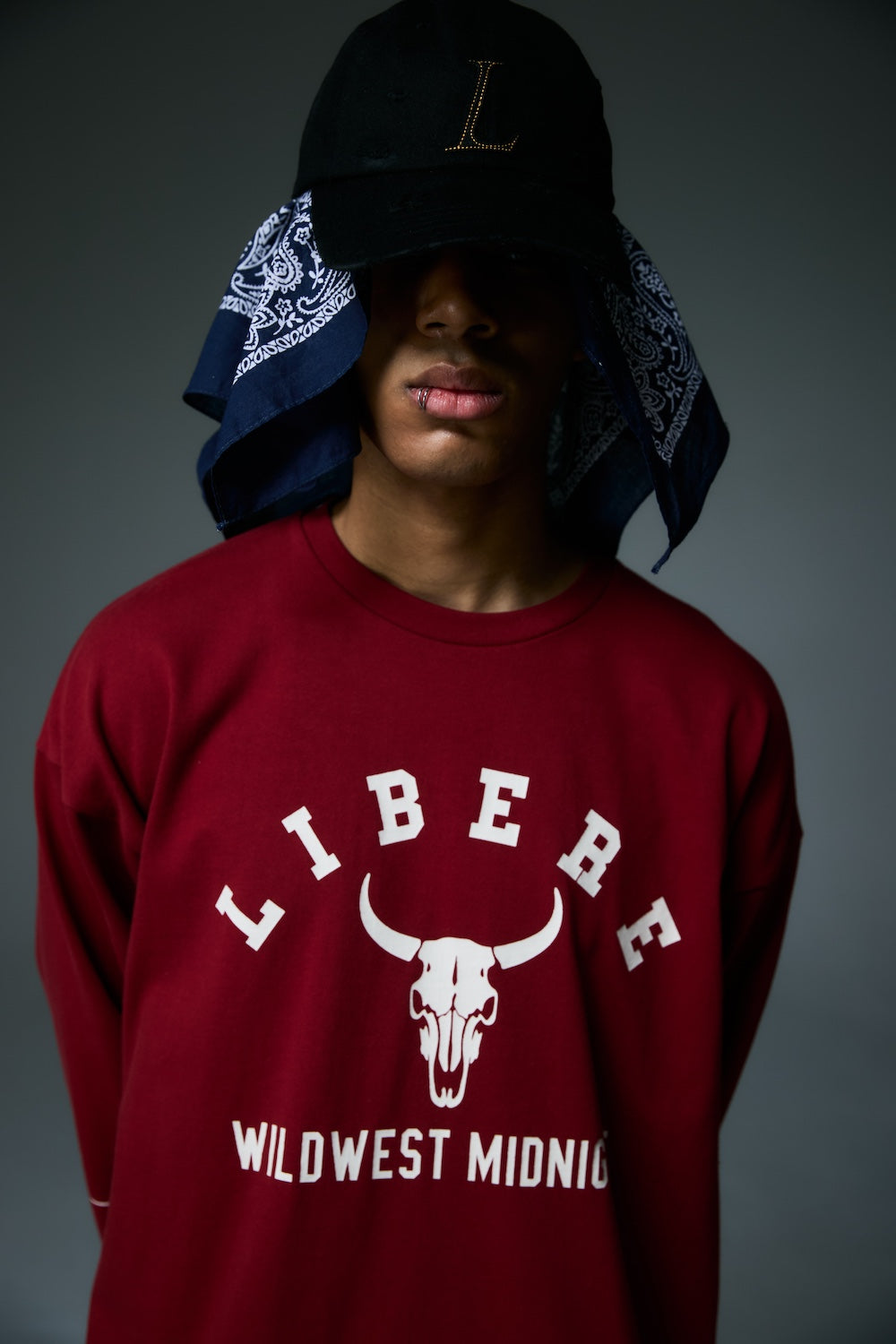 BISON BULL LONG SLEEVE T-SHIRTS / RED